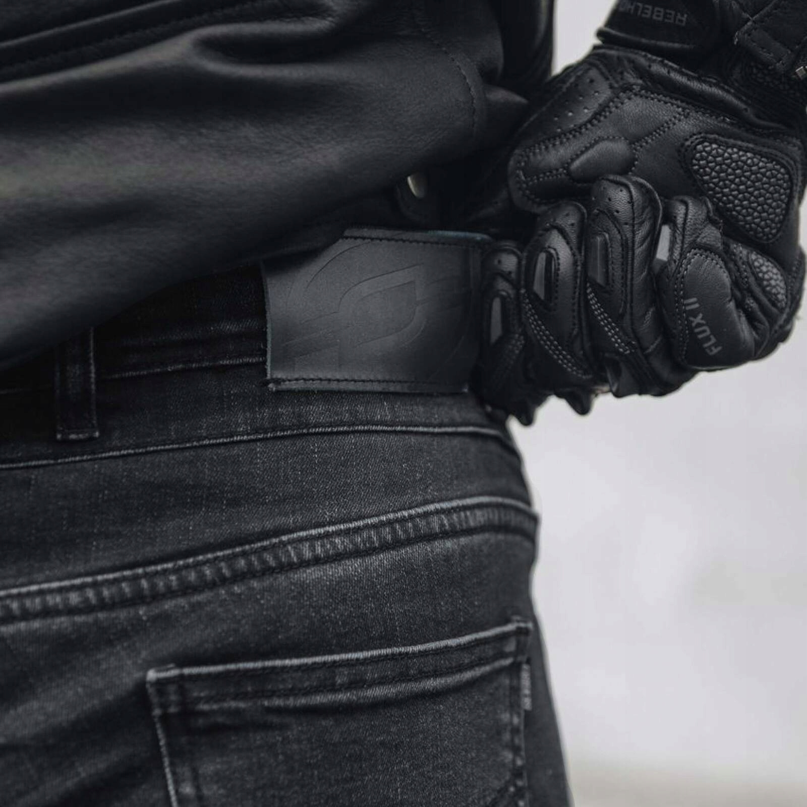 SPODNIE JEANS OZONE HORNET II WASHED BLACK W30L34 Rodzaj Męskie