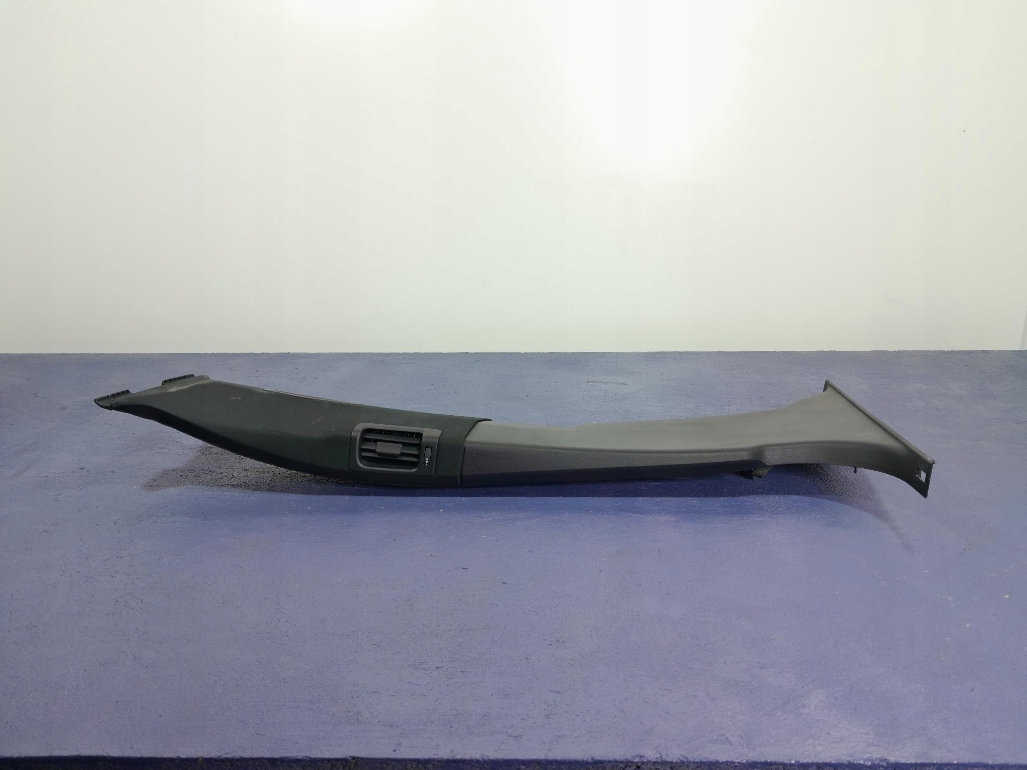 VOLVO XC60 I OSŁONA POSZYCIE SŁUPKA ŚRODKOWEGO LEWA 30721147