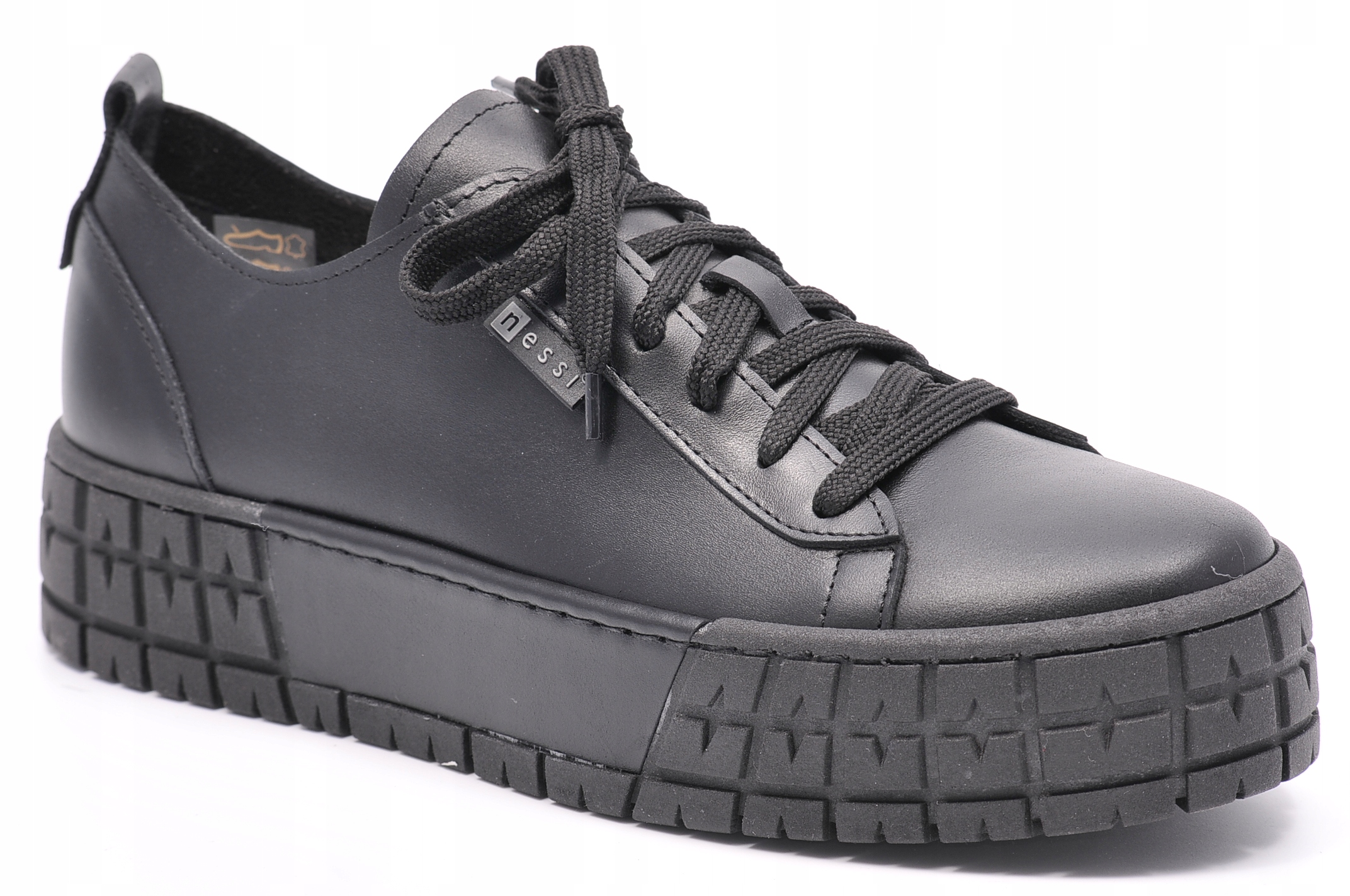 Nessi 21073 Černé tenisky 1 Velikost 36