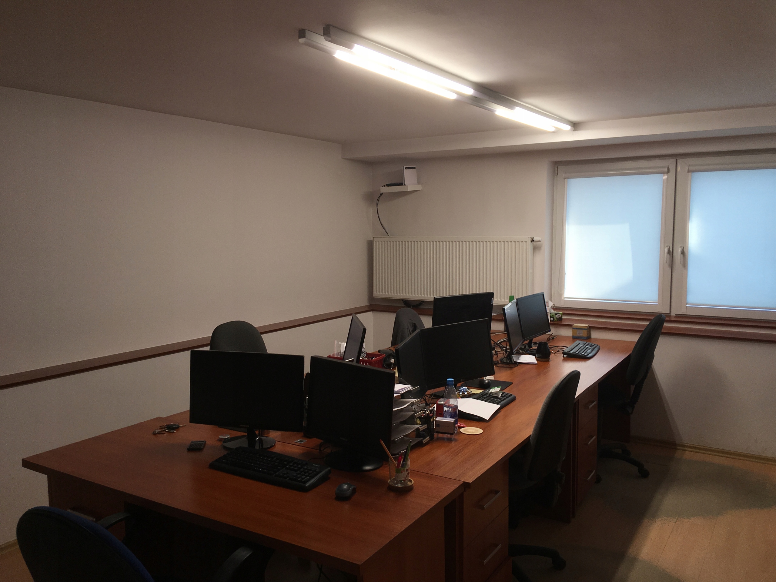 Lampa LED do HALA GARAŻ WIATA PIWNICA 3300lm 5K PL EAN (GTIN) 5901793695358