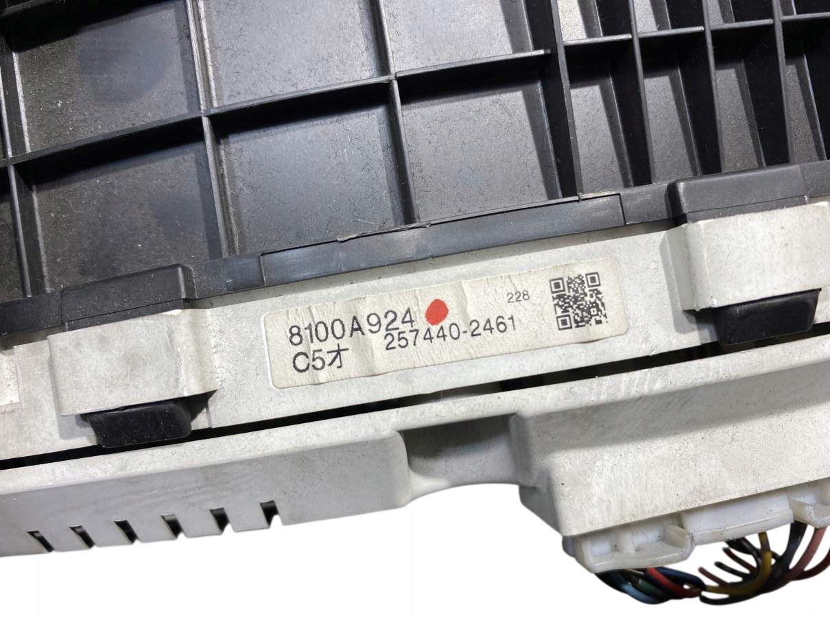 dials dials MITSUBISHI GRANDIS 2.0 DI-D 8100A924