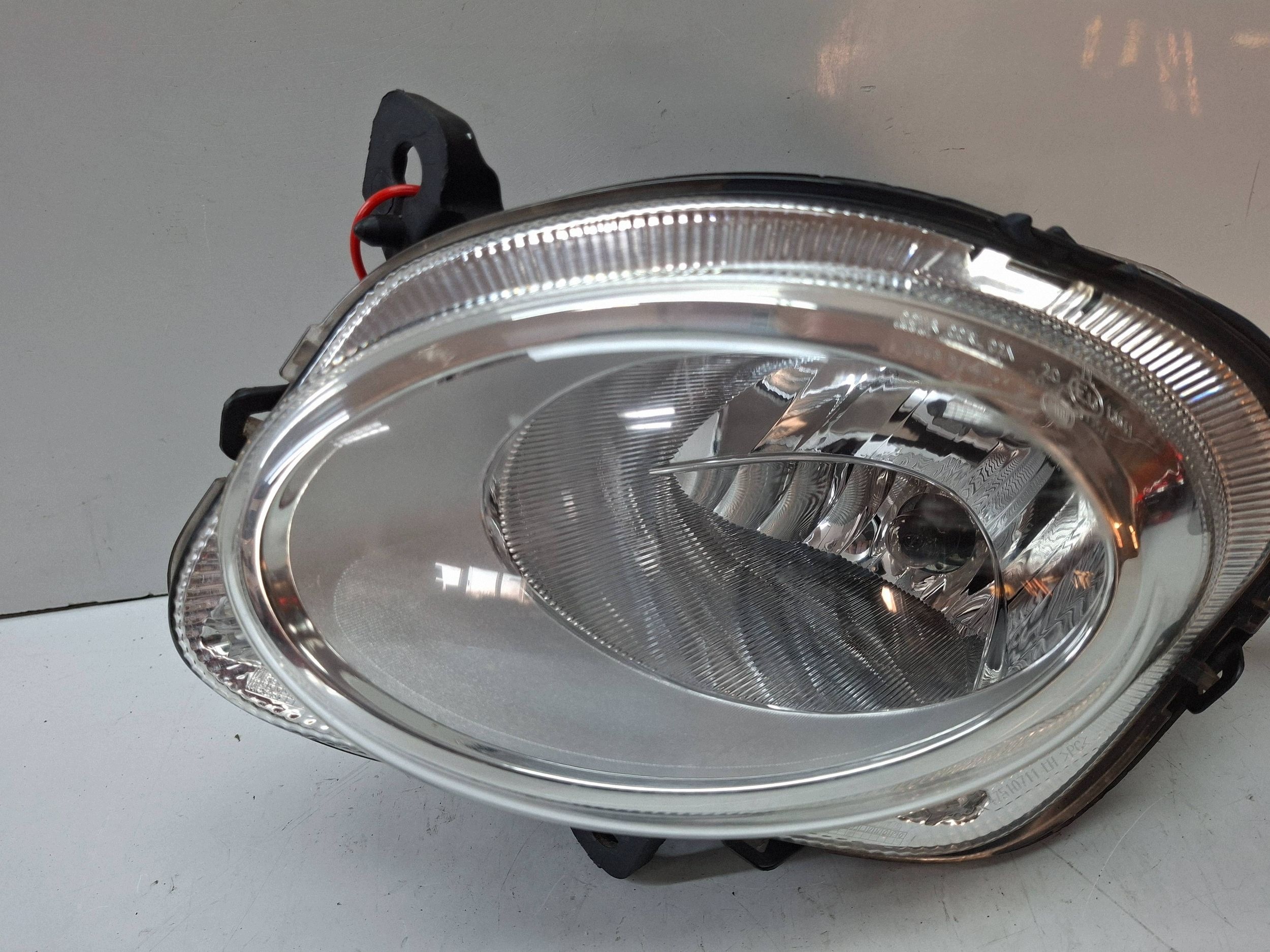 light DZIENNA front left 47510711 FIAT 500L 2012