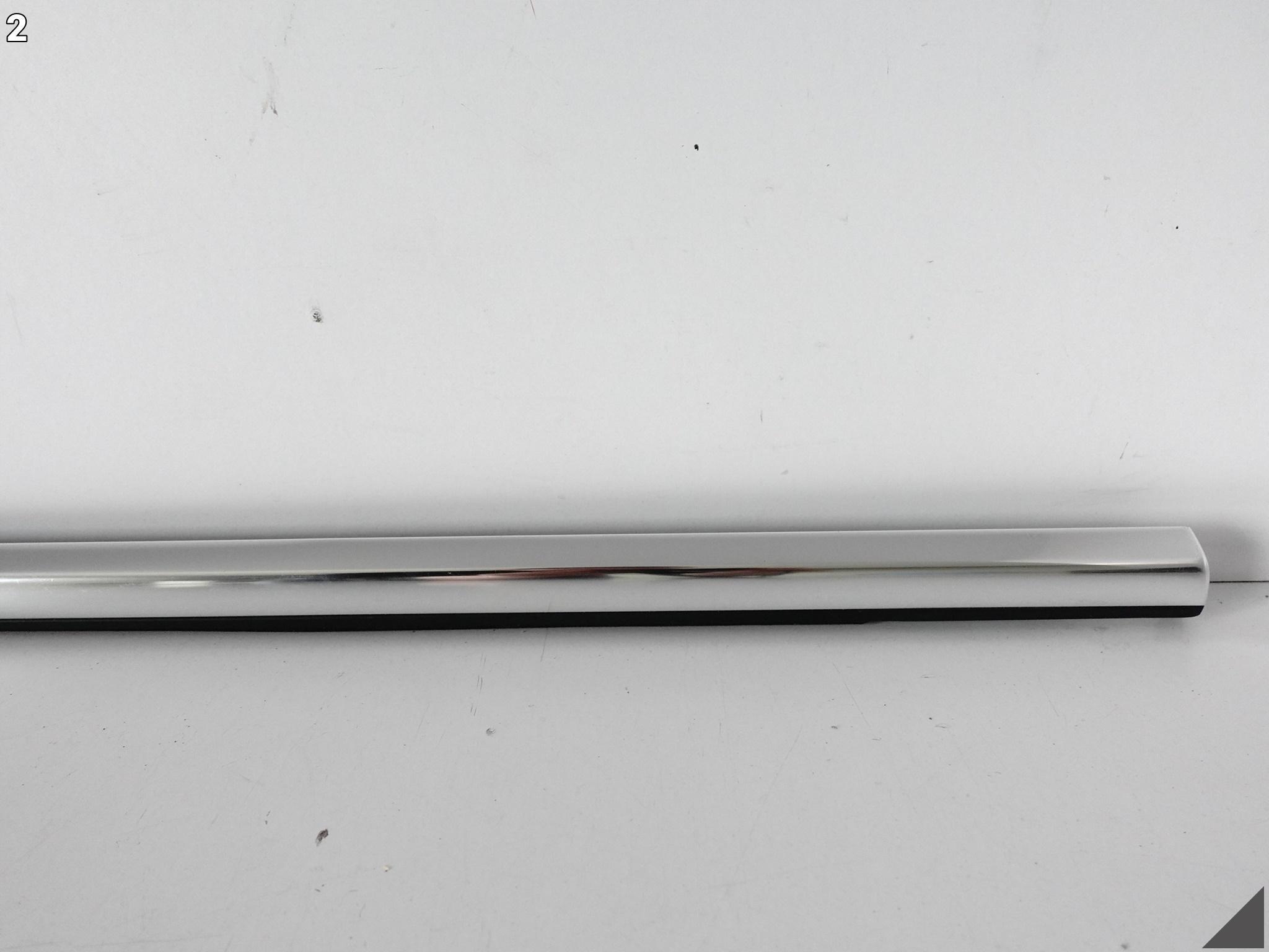 VW TOUAREG III 760 CR7 18- moulding dust windows right front CHROM