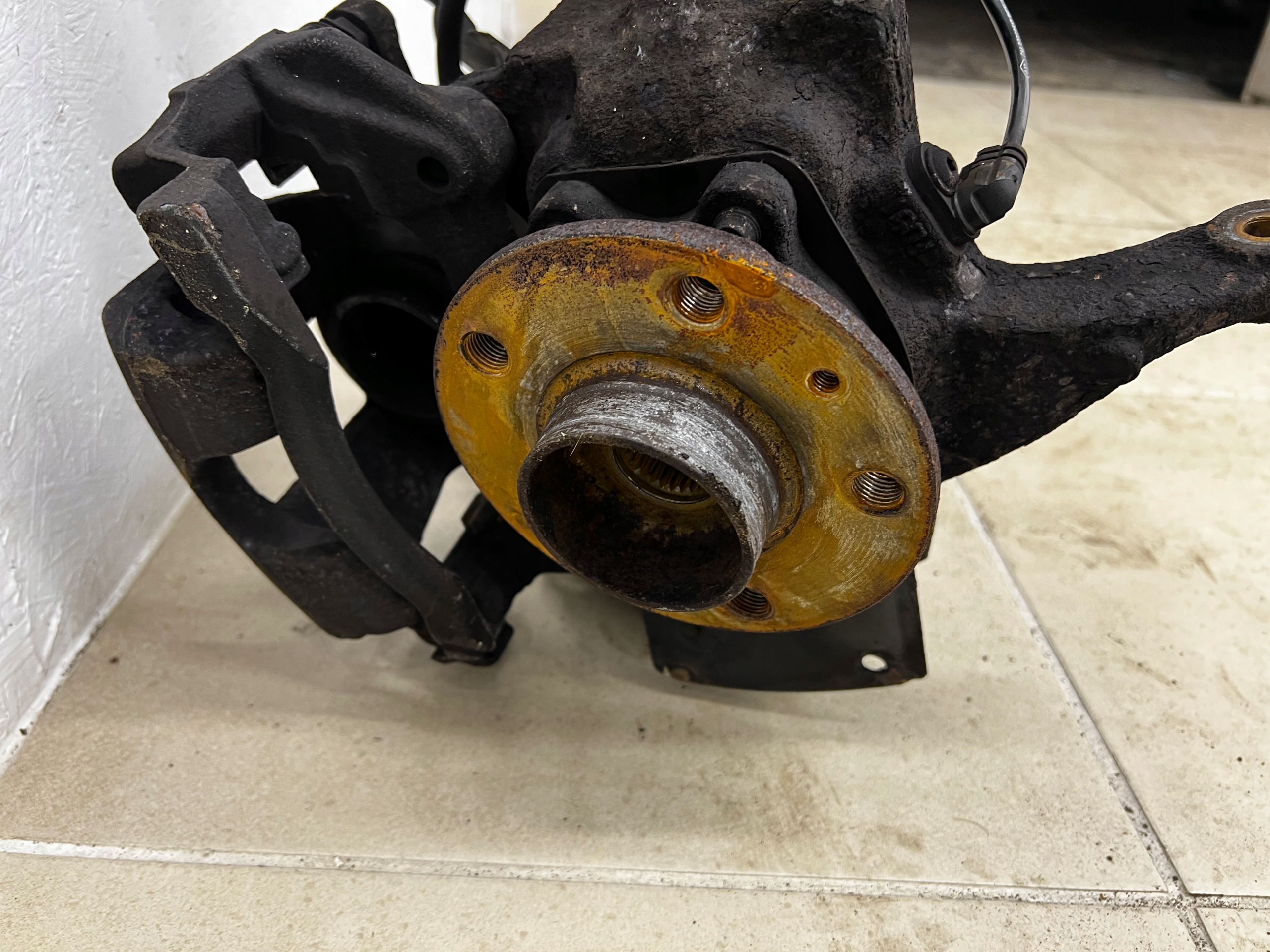 swing McPherson left front TRAFIC III OPEL VIVARO B II