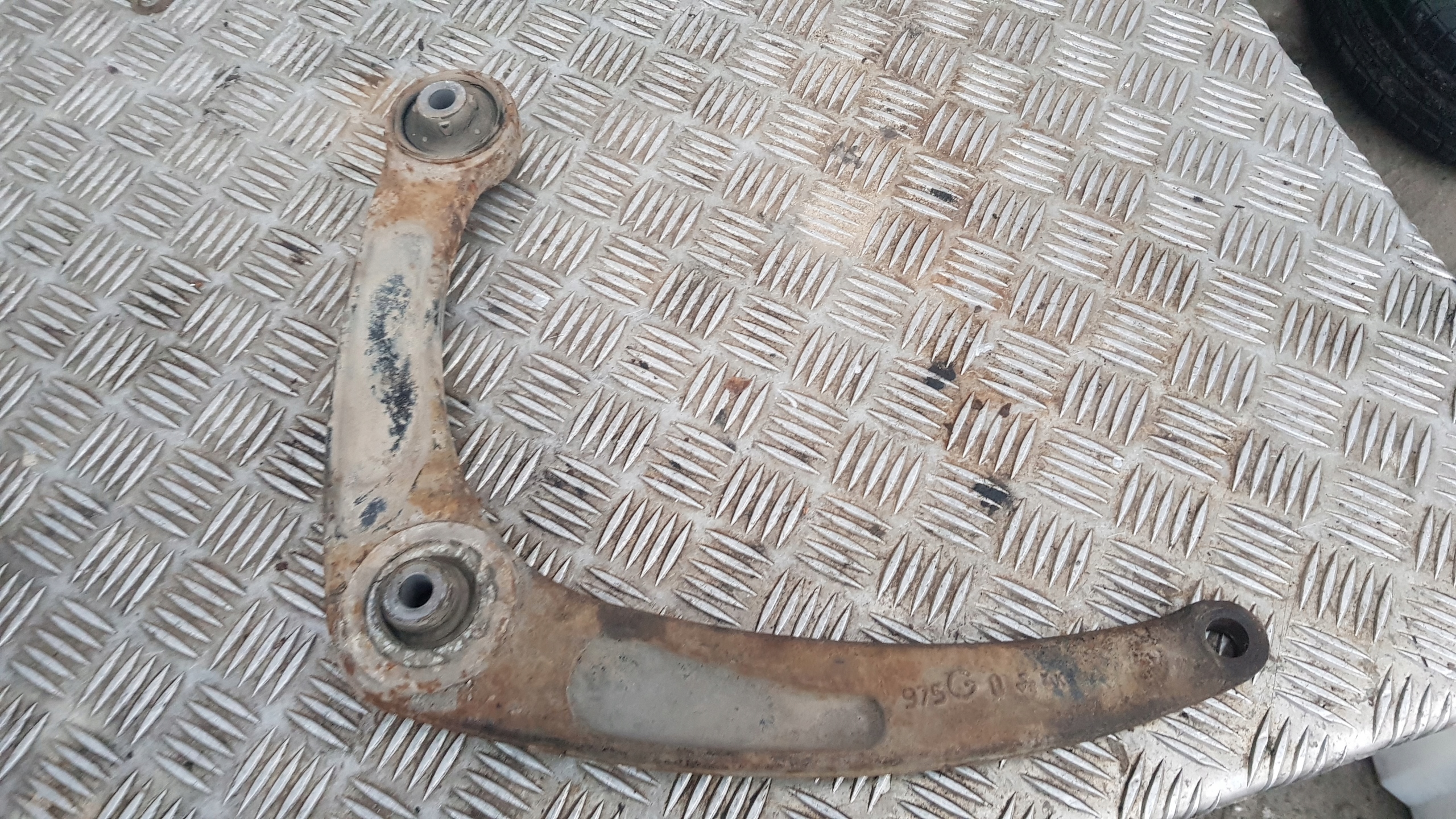 CITROEN C4 and PICASSO arm left right front