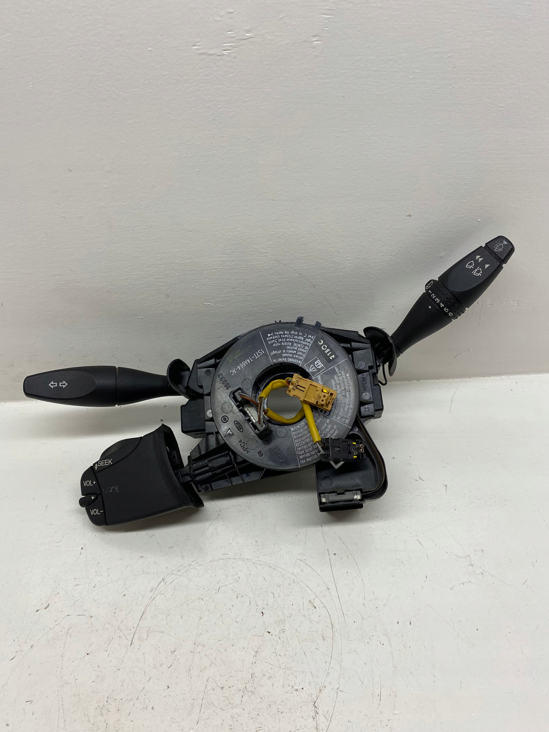 1S7T14A664AC - КОМБІНОВАНИЙ ВИМИКАЧ FORD 1S7T-13N064-BF