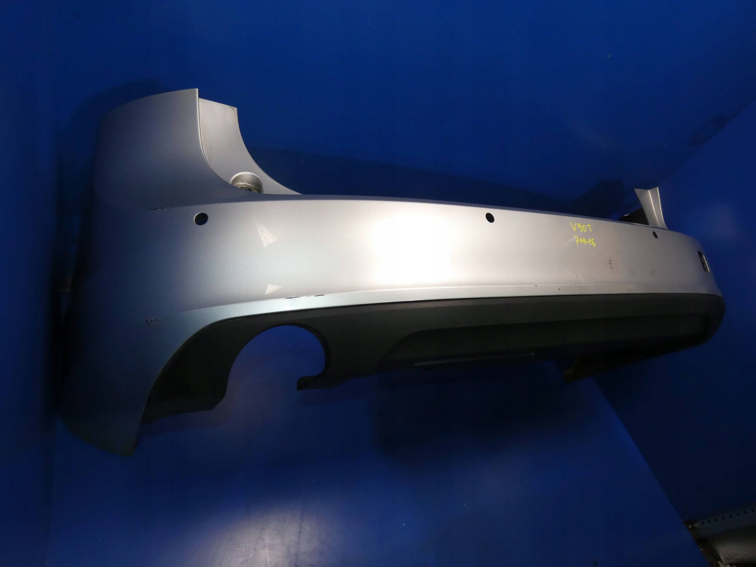 VOLVO V90 II bumper rear part rear below PDC