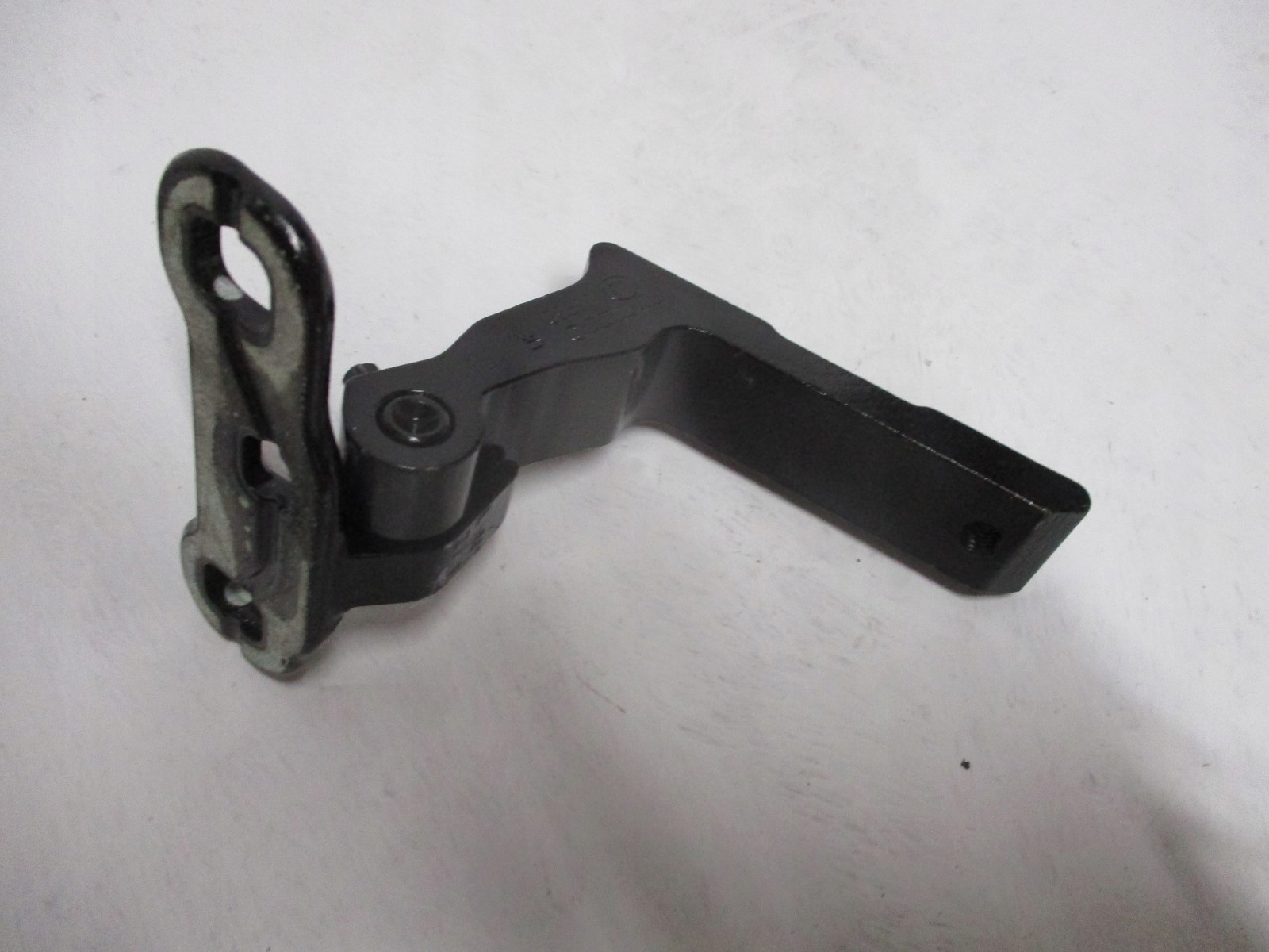 hinge hinges door VOLVO XC-40 XC40 31457095 31457099