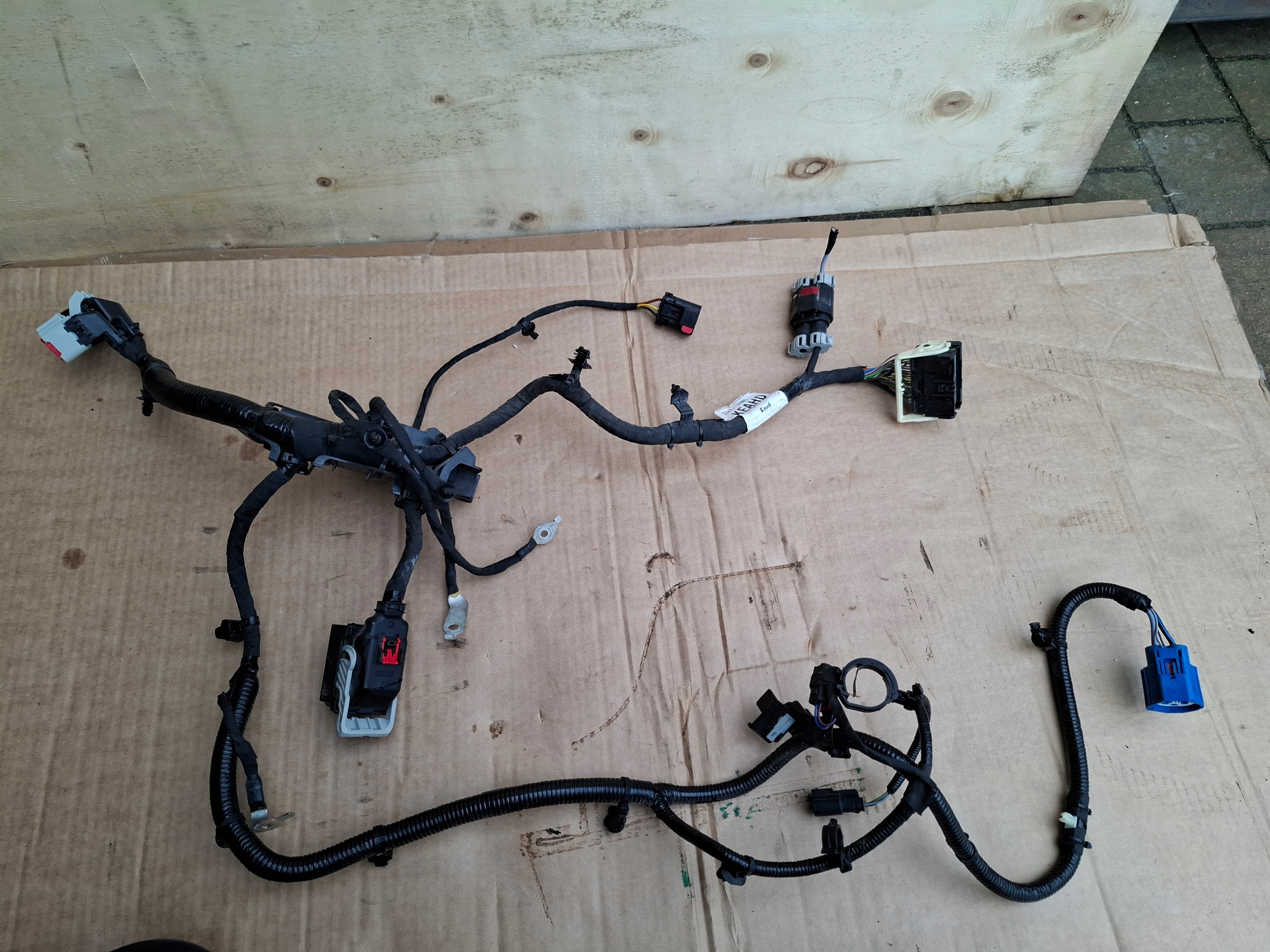 bundle of the engine FORD KUGA MK3 LIFT 24R 2.5 HYBRYDA