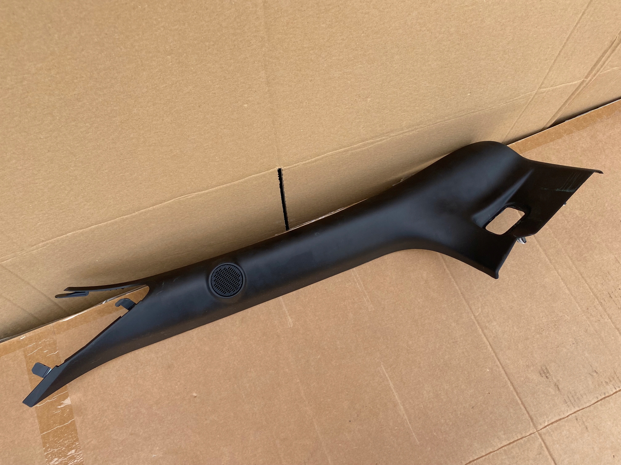 OSLONA SLUPKA LEWEGO FORD MUSTANG VI CABRIO