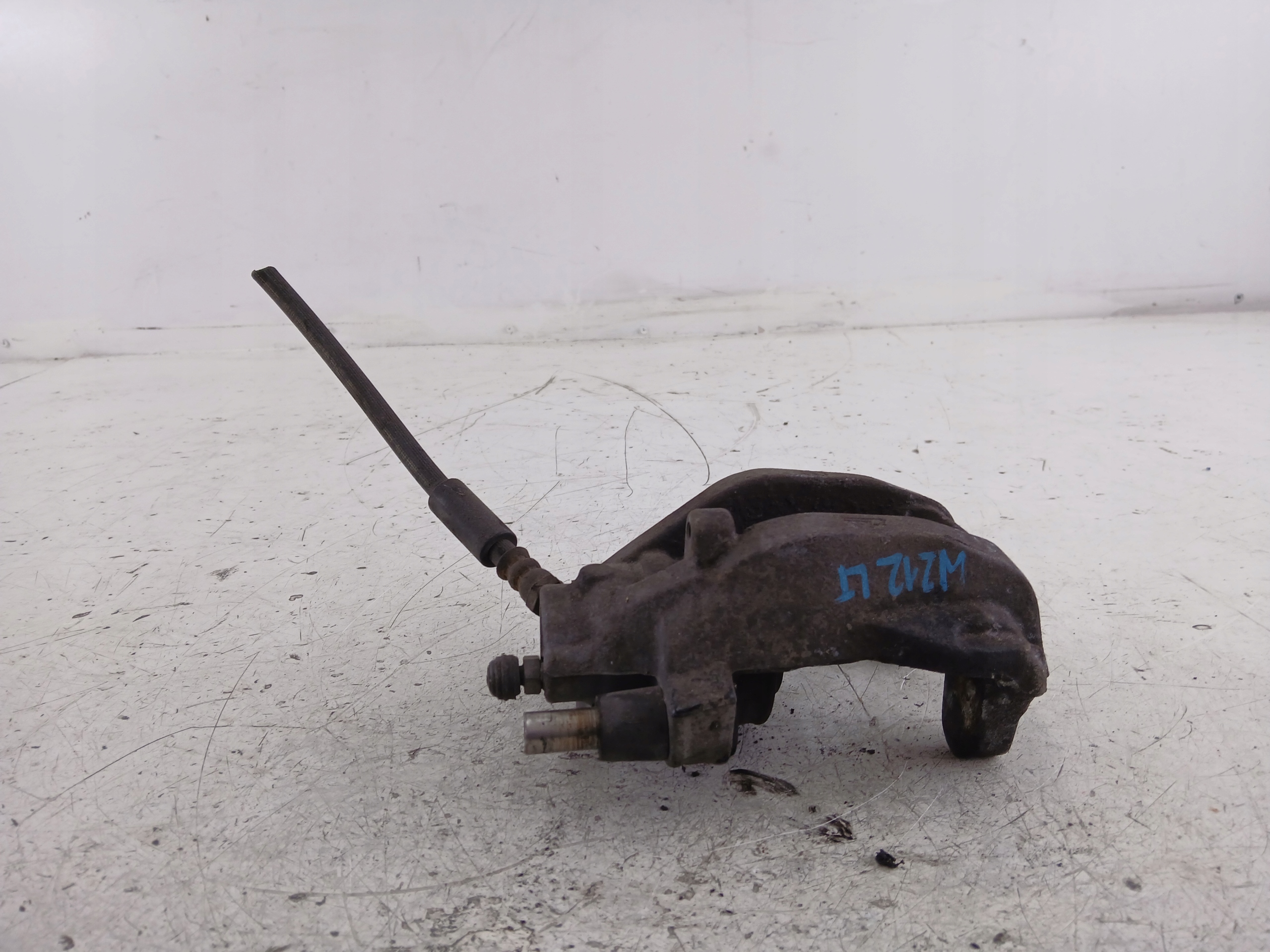 MERCEDES W212 caliper brake left rear part