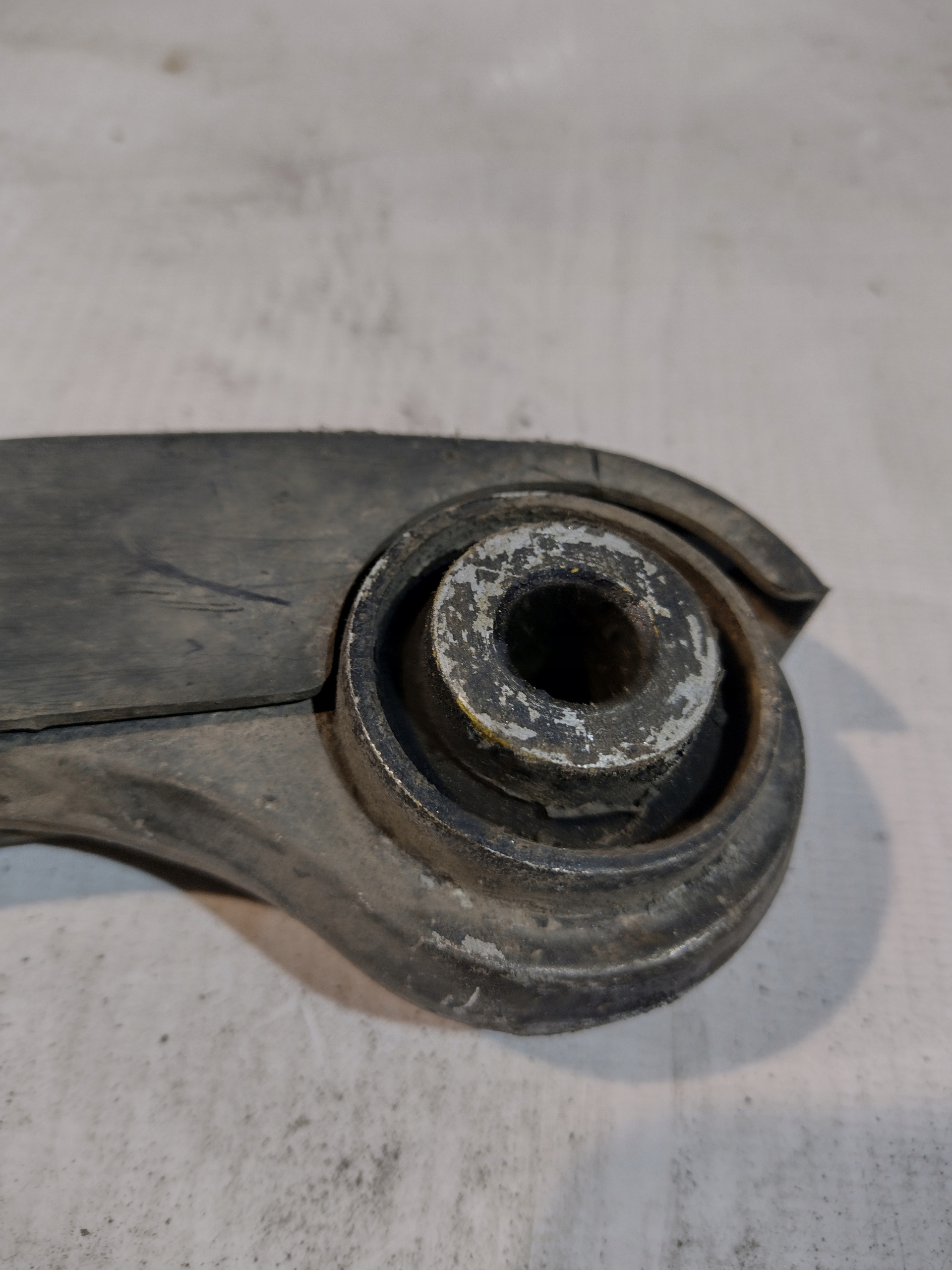 Querlenker links heck Mercedes W 220 5,0 A2203520588