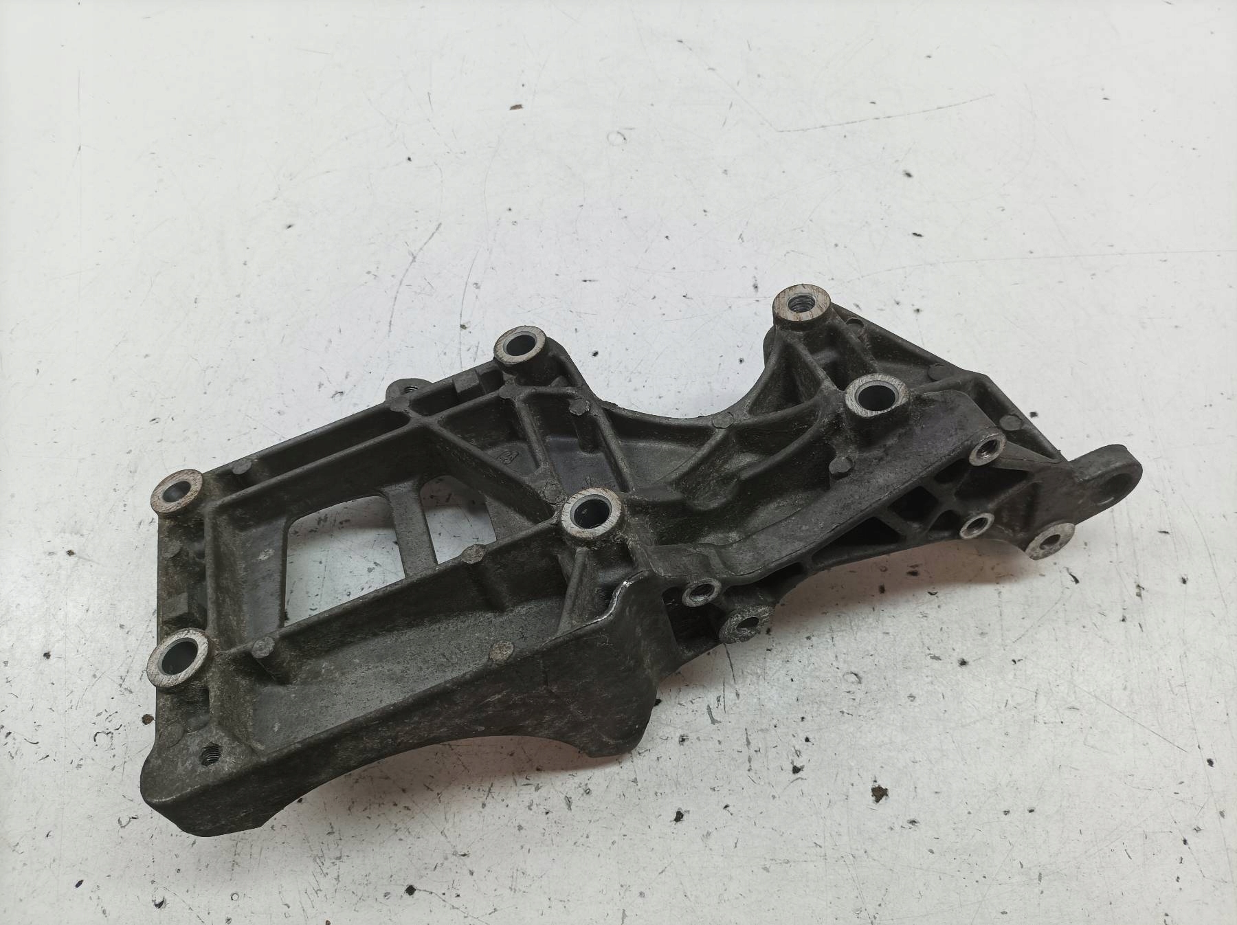 support alternator 06F903143E 2.0 TSI TFSI Seat Leon II (2005-2012)