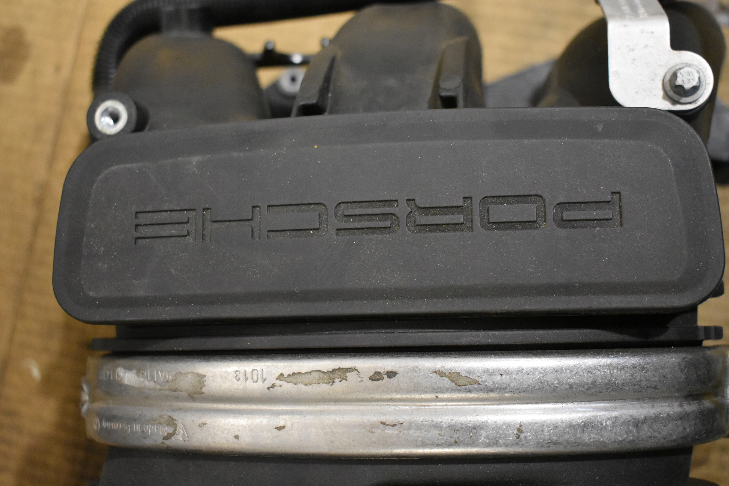 IDEALNY KPL. intake manifold PORSCHE 991 MA103 1