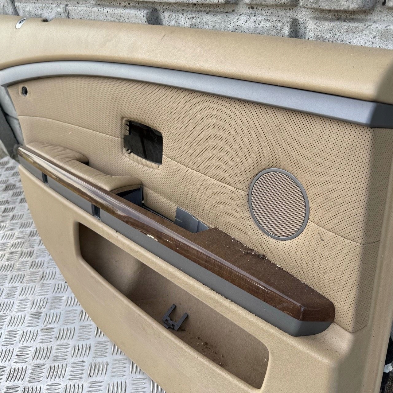 дверные карты задних левых левый зад BMW 7 E66 2002r