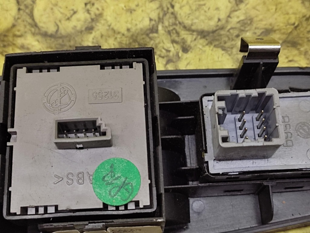 FIAT LINEA window control switch