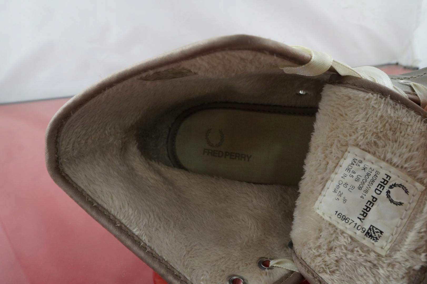 BUTY SPORTOWE FRED PERRY R40 W25,5 SKÓRA Zapięcie sznurowane