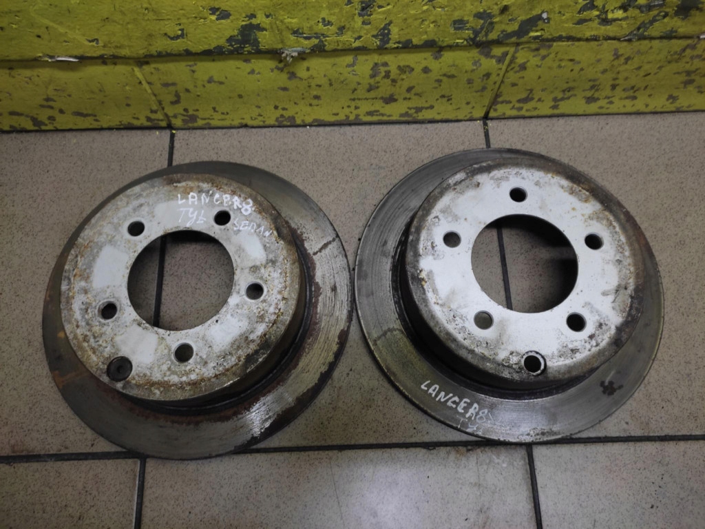 MITSUBISHI LANCER VIII Berline Disque Frein Arrière