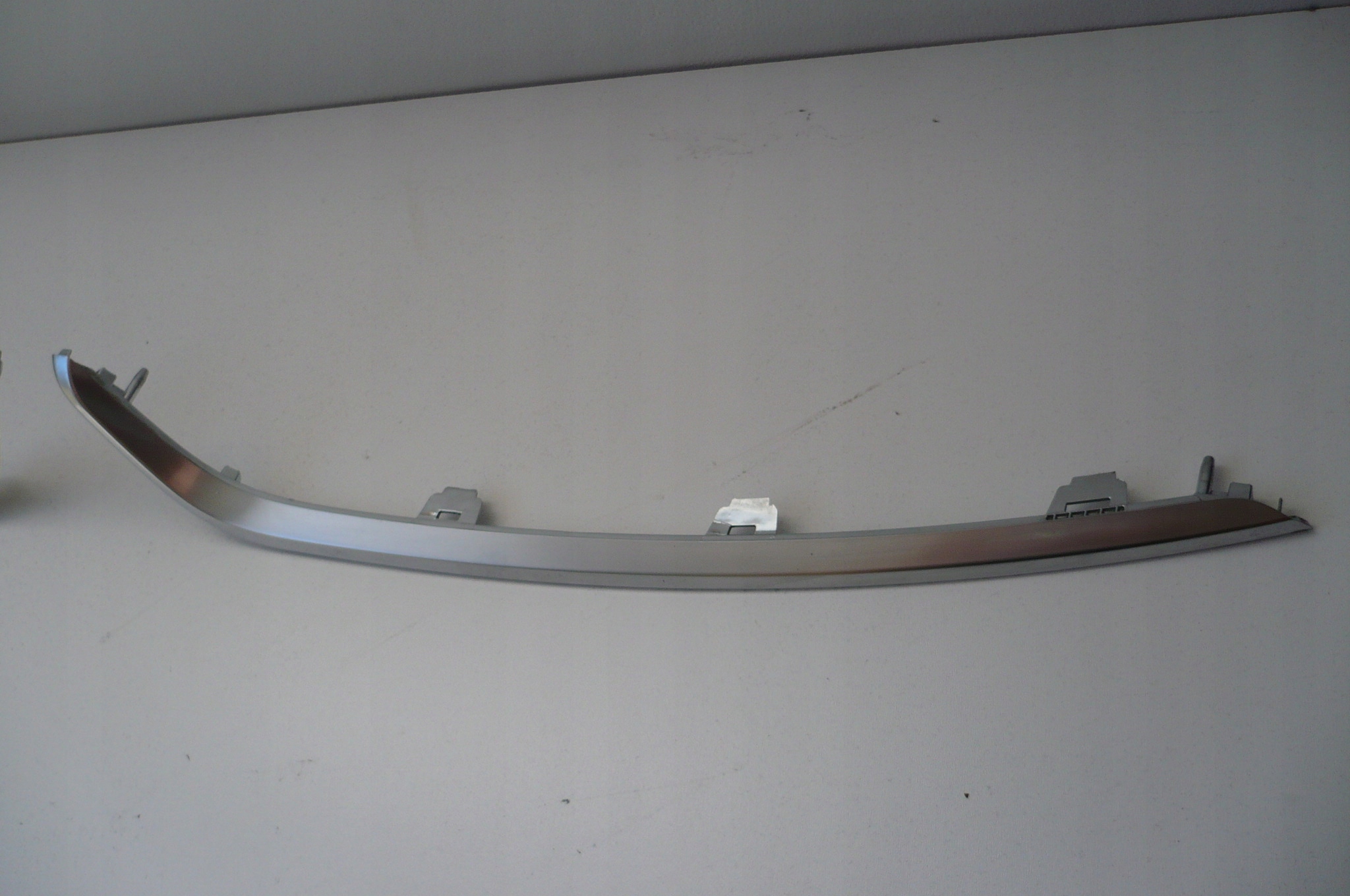 KIA CEED III 3 GT LINE LIFT 21- moulding CHROM of a bumper front right + left