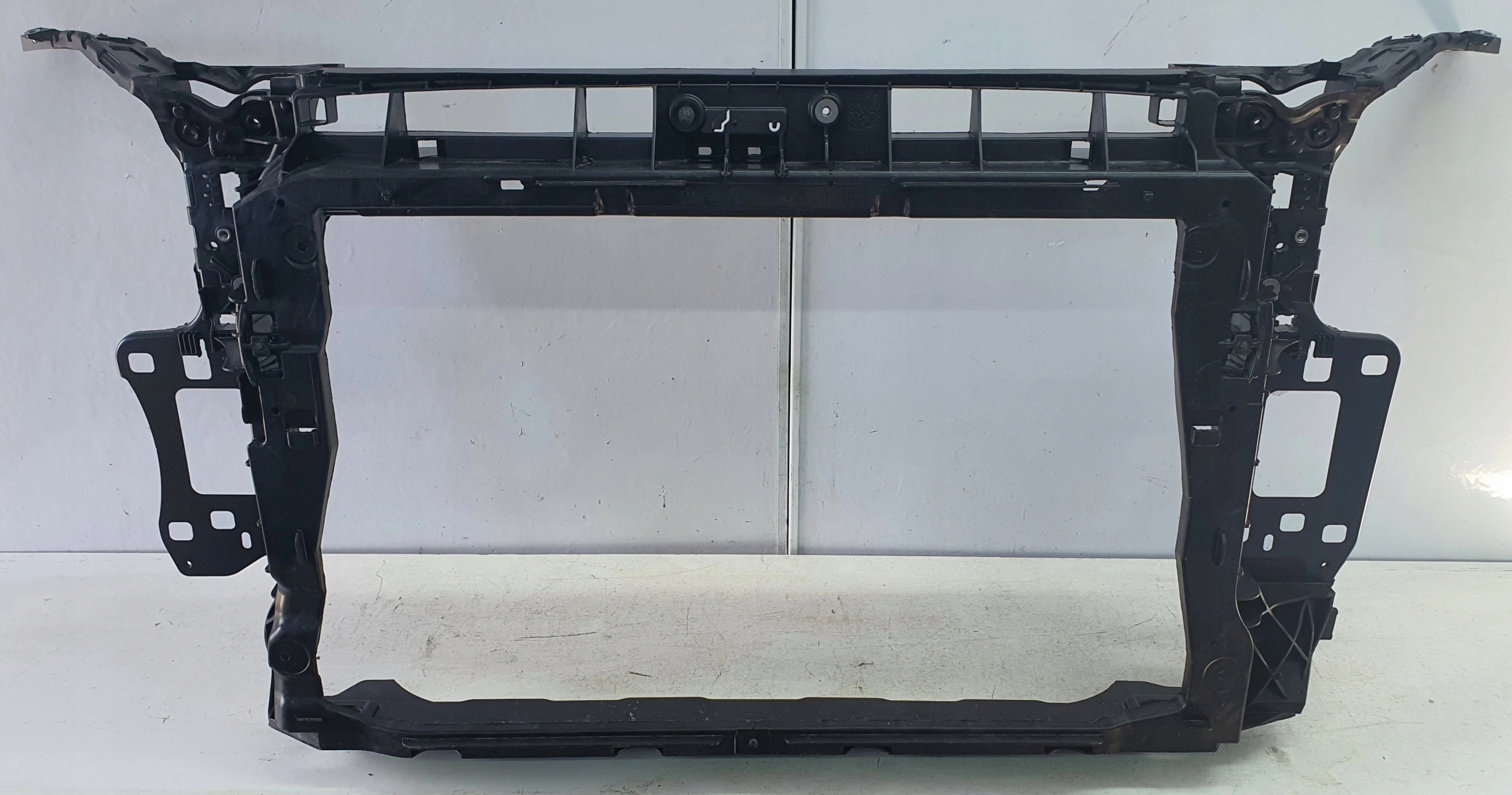 AUDI Q3 83A 18- support panel for radiators pillar iron original