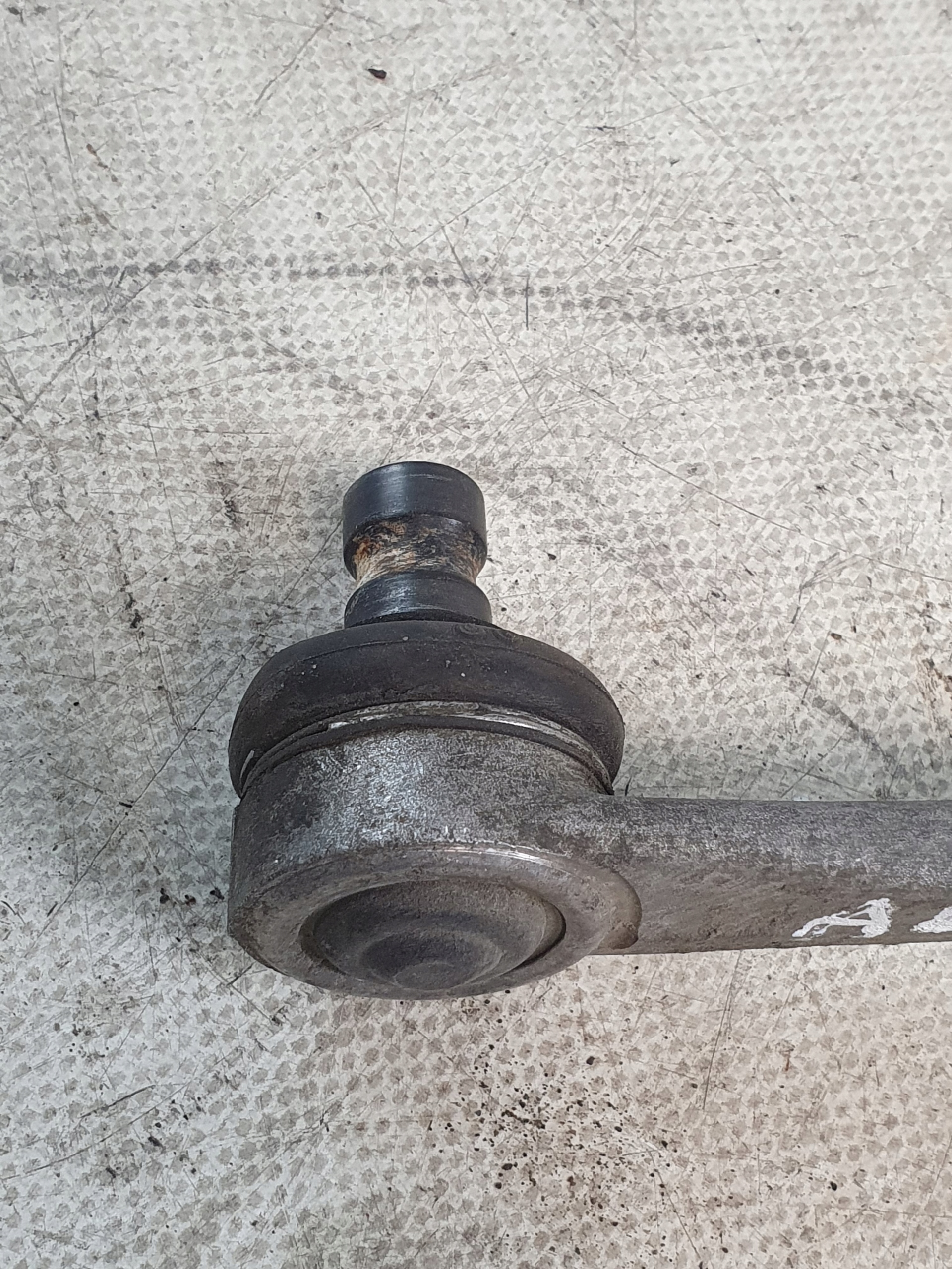 arm left front upper OE 8K0407515 AUDI A4 B8