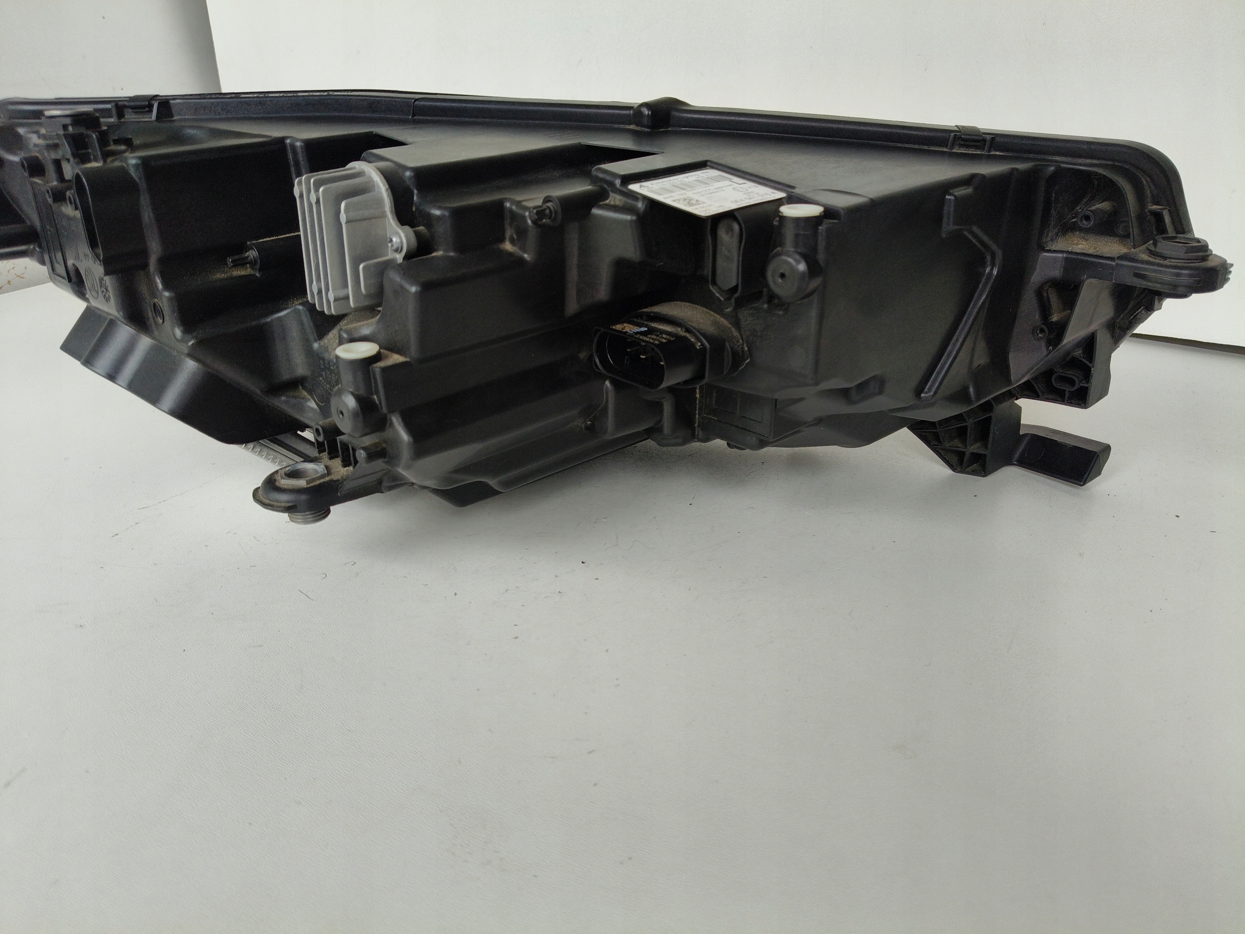 light left REFLEKTOR SKODA OCTAVIA 4 IV 5E3 20- FULL LED