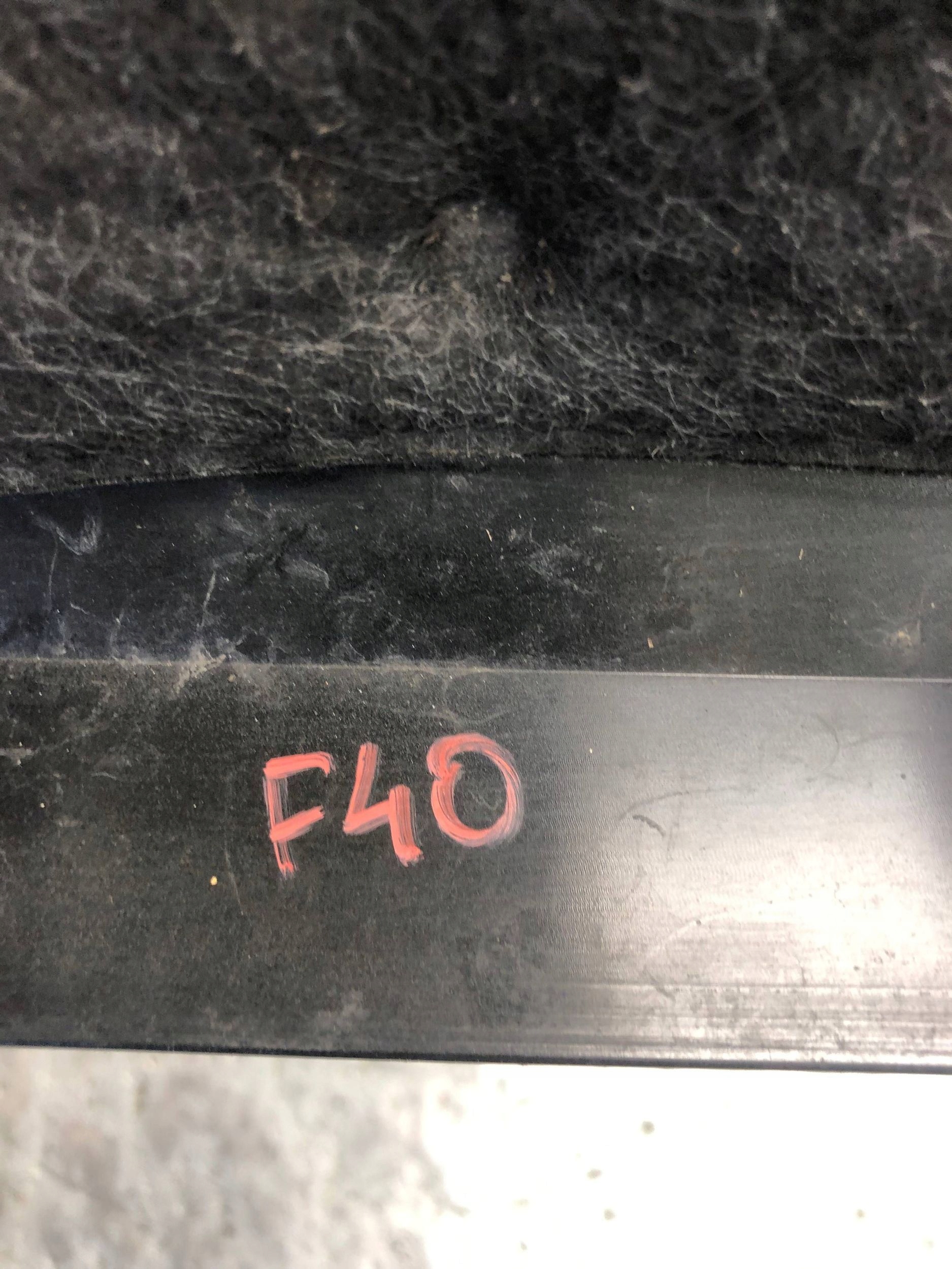 Abdeckung Blende Abdeckung DES MOTORS BMW F40 8579533