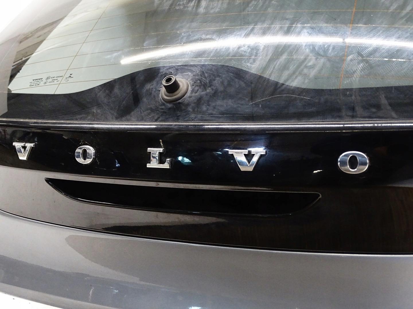 trunk door cover boot VOLVO V40 II OSMIUM GREY window 2015