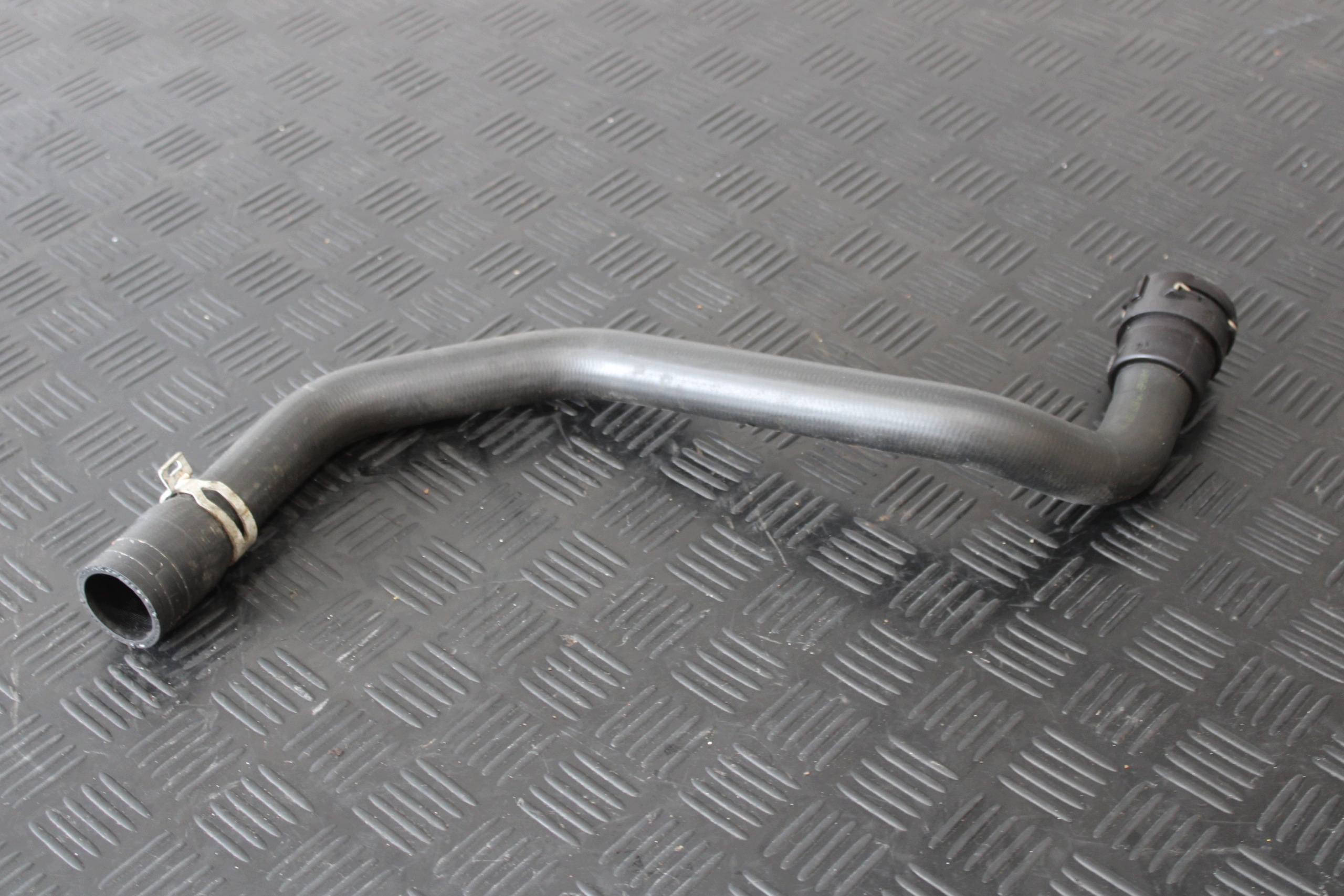 hadice vedení vody 6G91-8286-UC FORD S-MAX MK1 2,2 TDCI