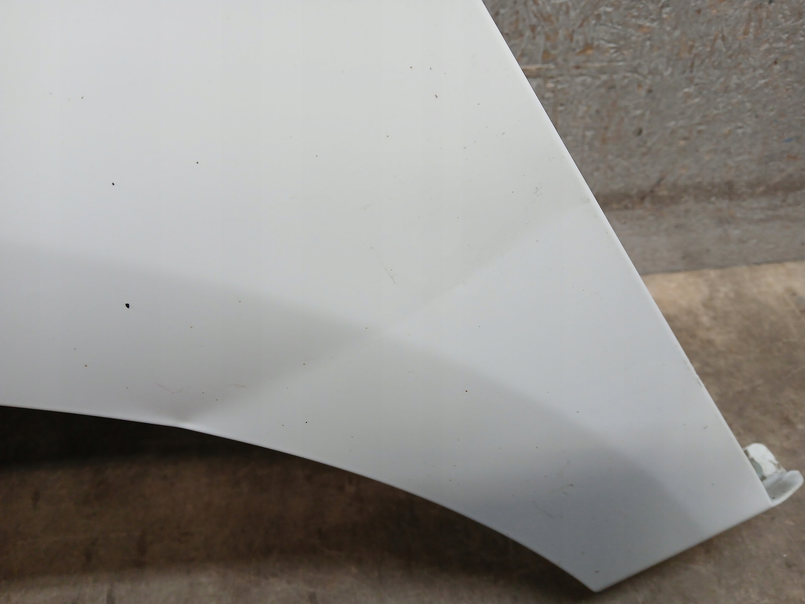 fender front left FORD FIESTA MK8