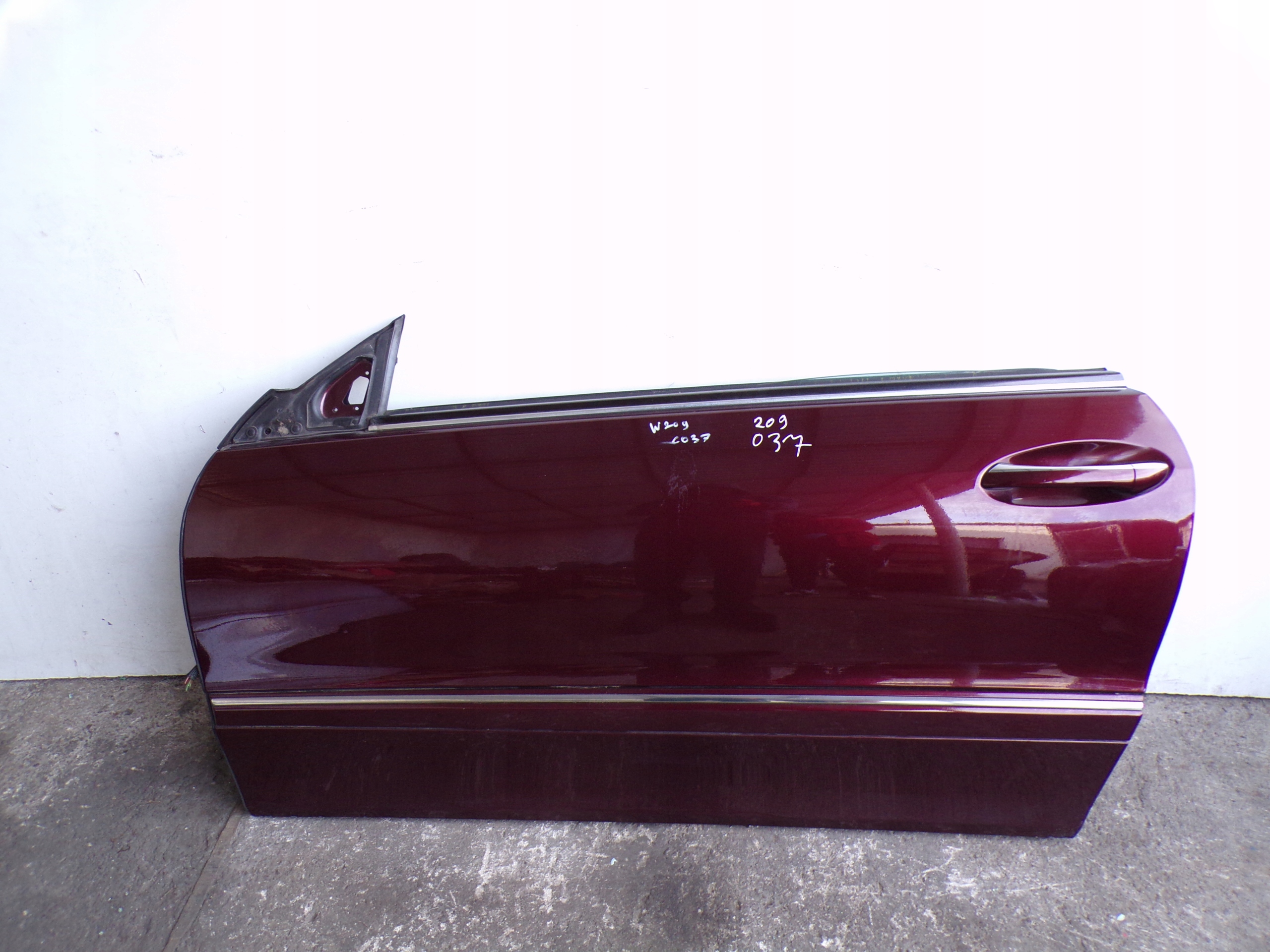 DRZWI LEWE LEWY PRZÓD MERCEDES W209 CLK KOLOR 037 DESIGNO