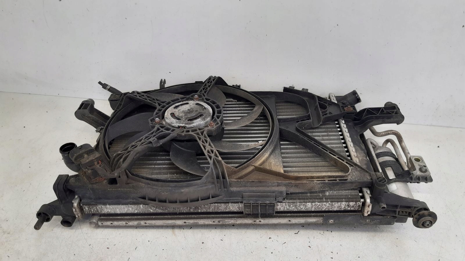 Kühler Lüfter Opel Tigra B 1,8 16V
