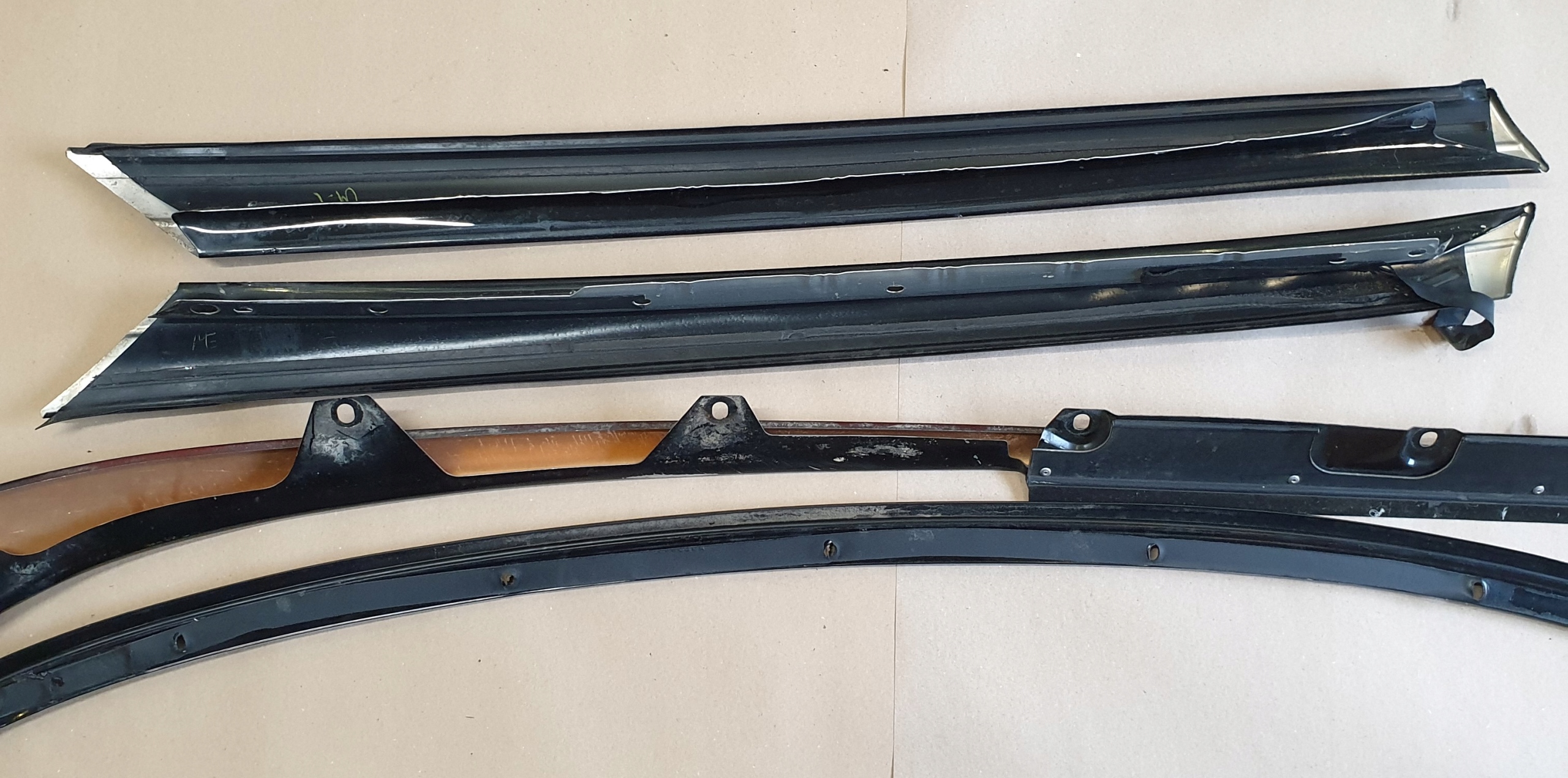 moulding windows right left CHRYSLER STRATUS CABRIO OE