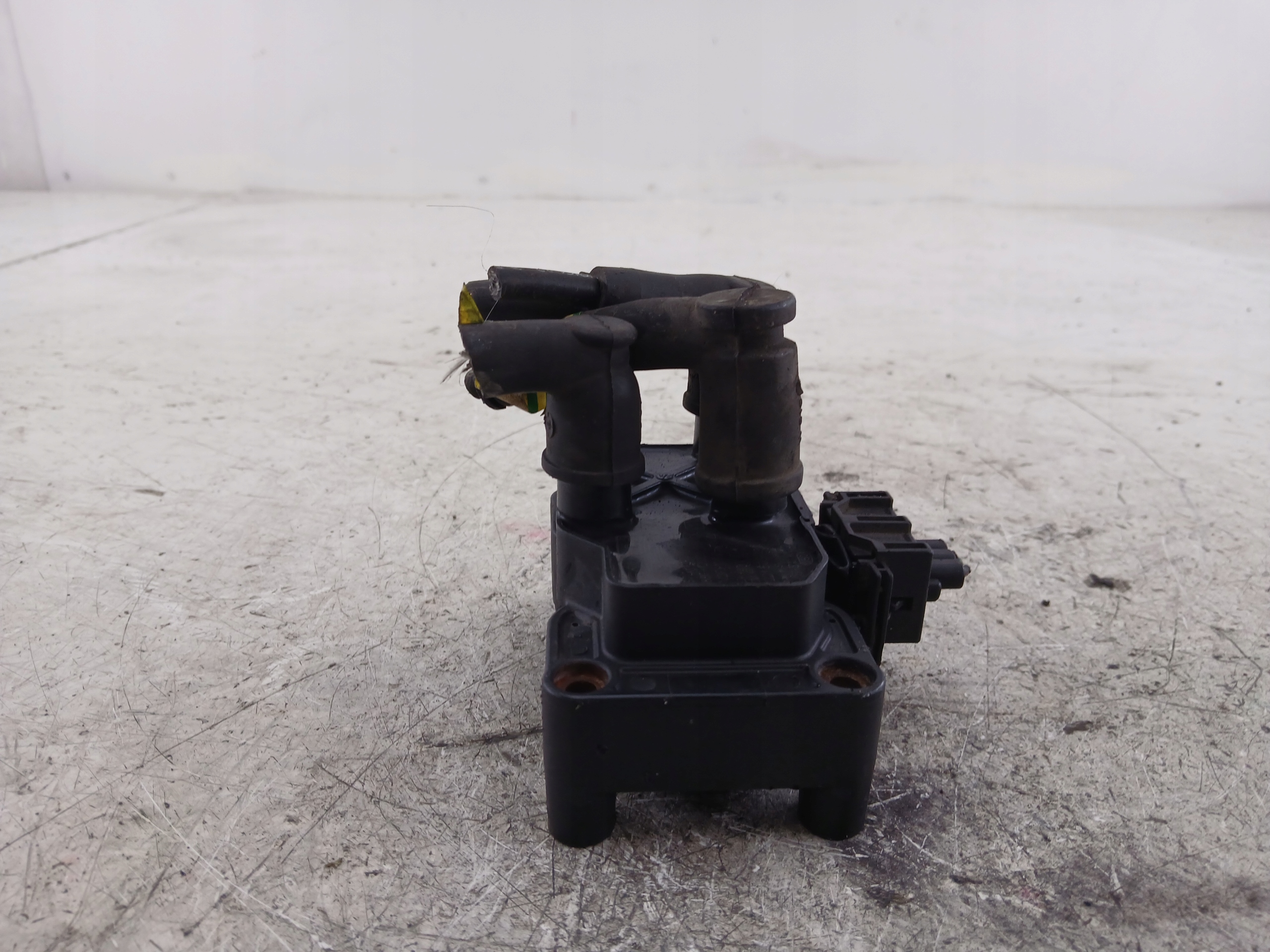 FORD MONDEO MK3 1.8 coil ignition 1S7G12029AC