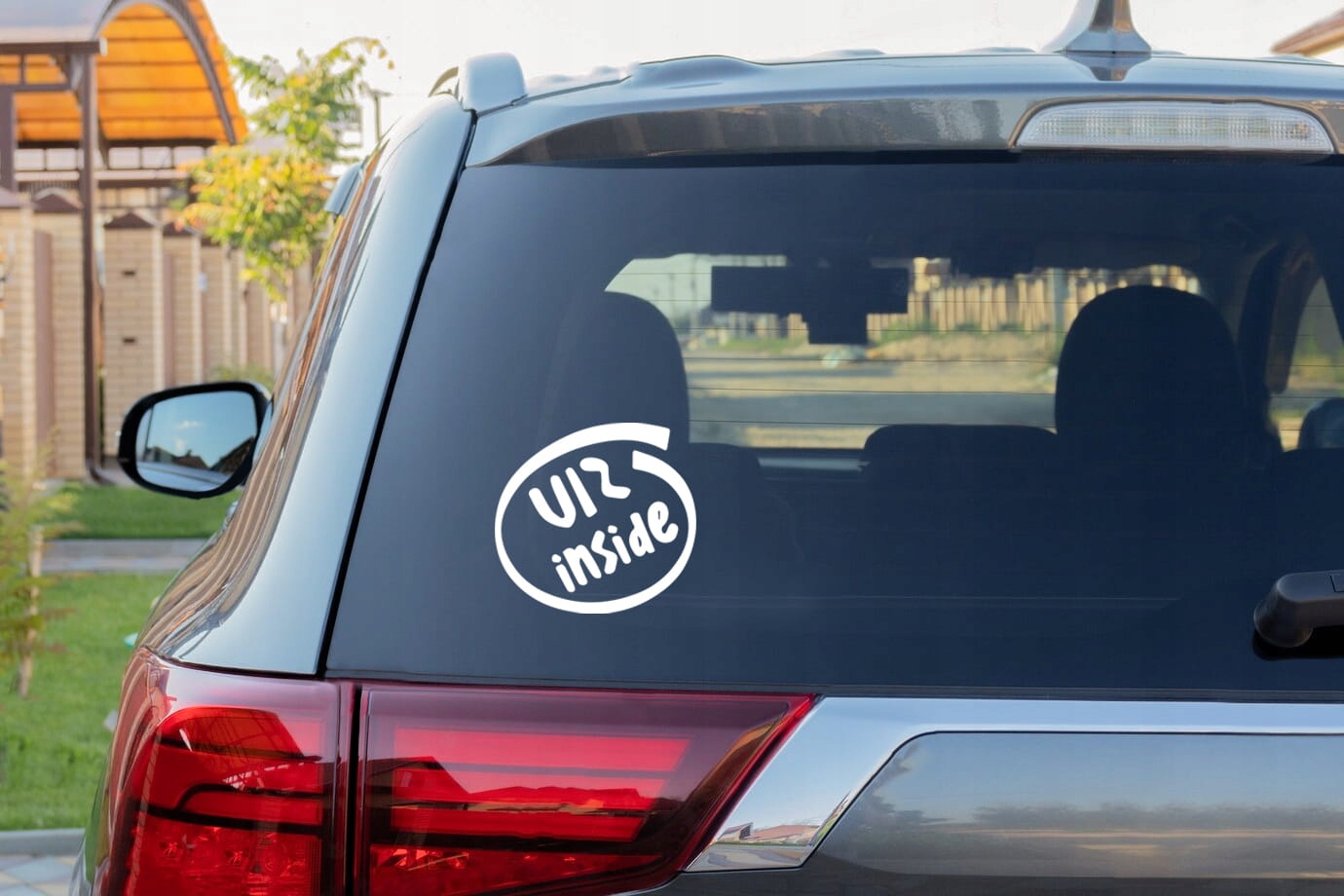 UIZ inside - Naklejka na samochód na auto ODBLASKOWA Producent Inny