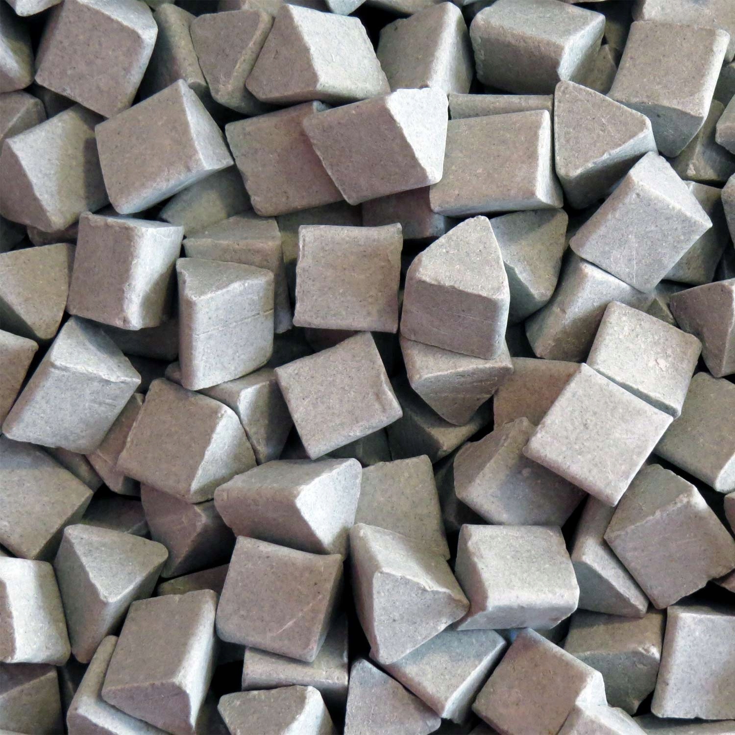 

Kształtki ceramiczne G15x15B graniastosłup 5 kg