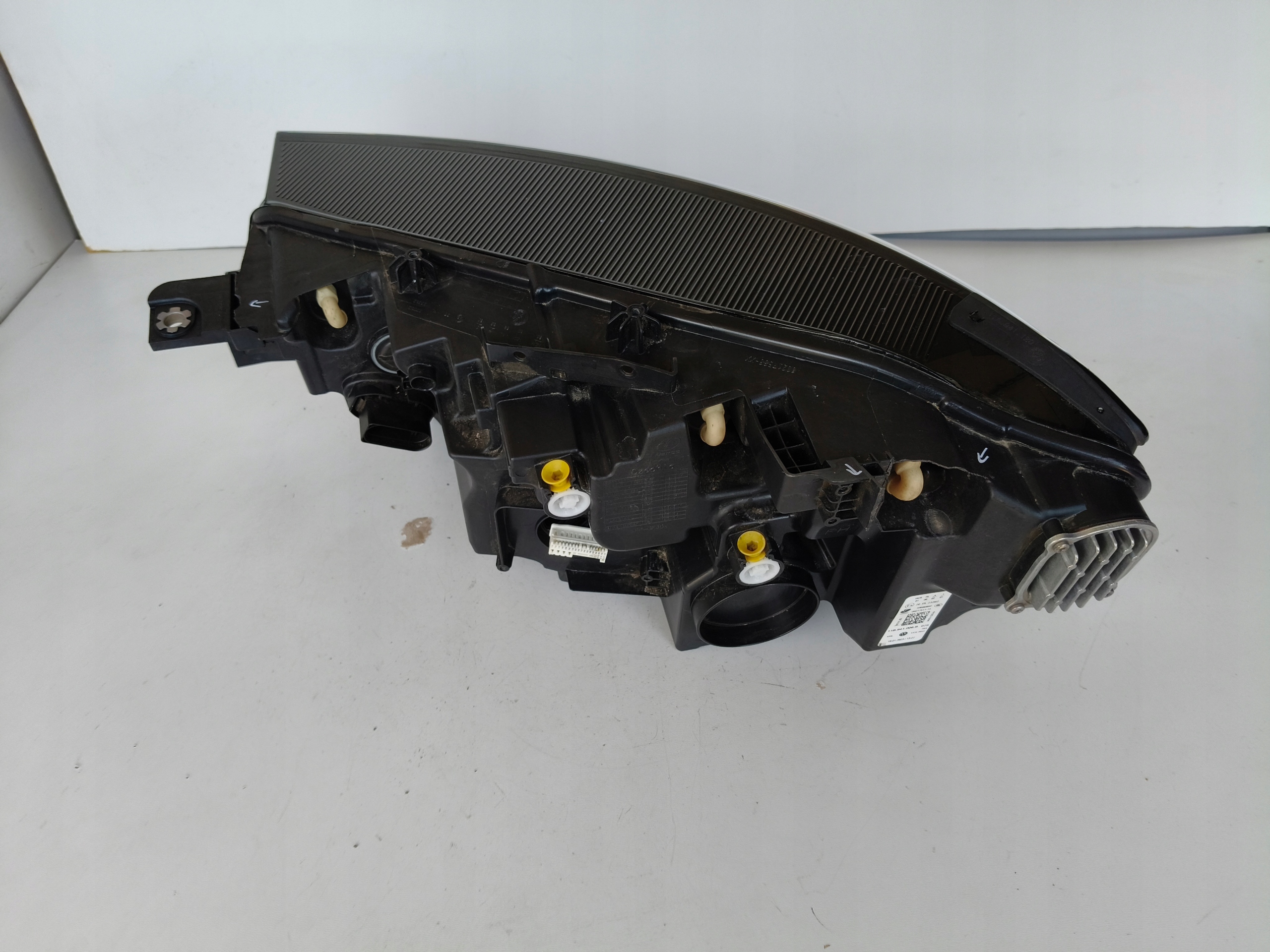 light right REFLEKTOR VW ID4 11A 21- FULL LED