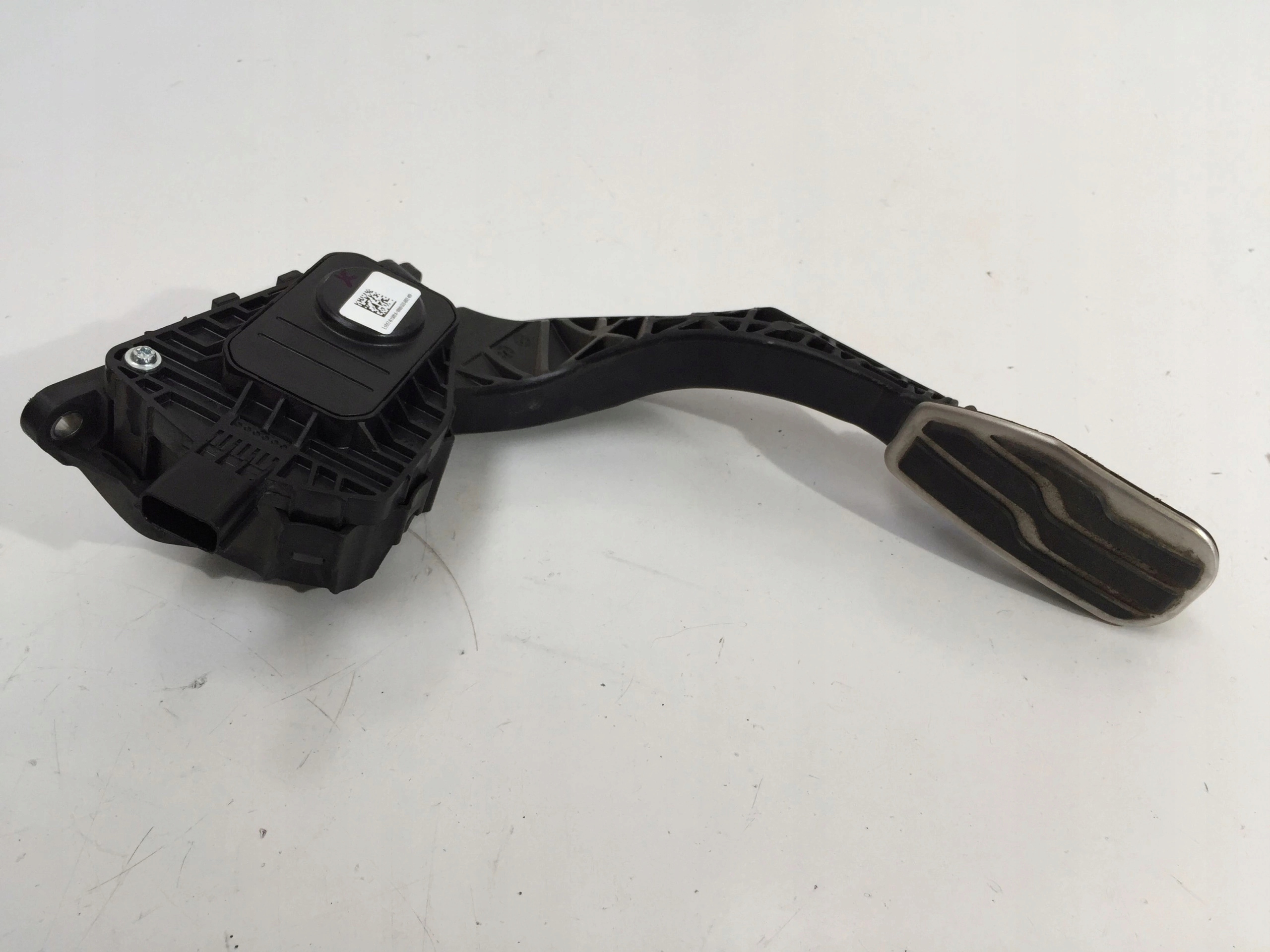 педаль газа Ford OE 9F836-CT8UC