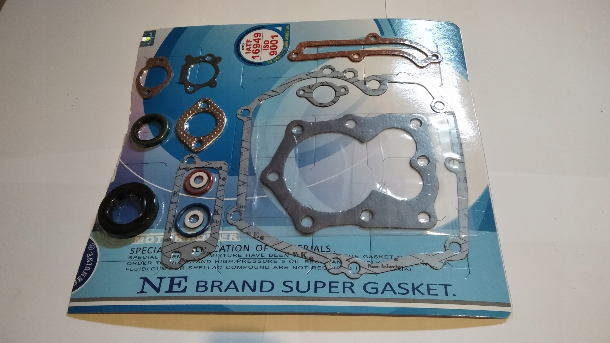 Zestaw uszczelek briggs stratton QUANTUM 625 650 Typ uszczelka