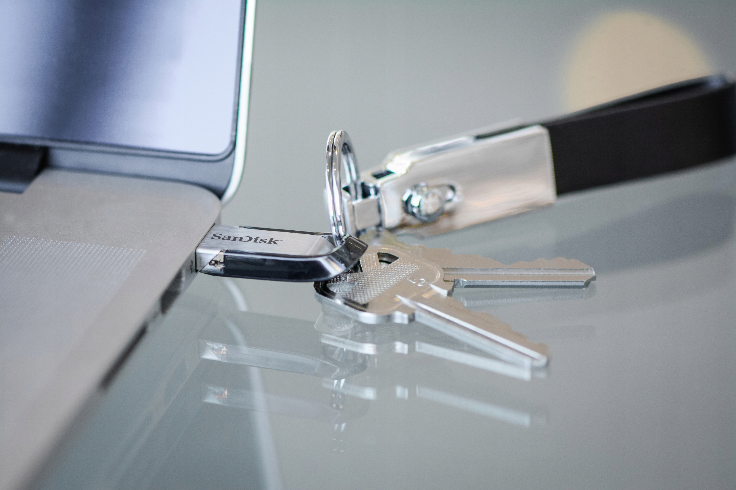 Pendrive SanDisk Pamięć Ultra Flair 64GB 150mb/s niebieski Interfejs USB 3.0