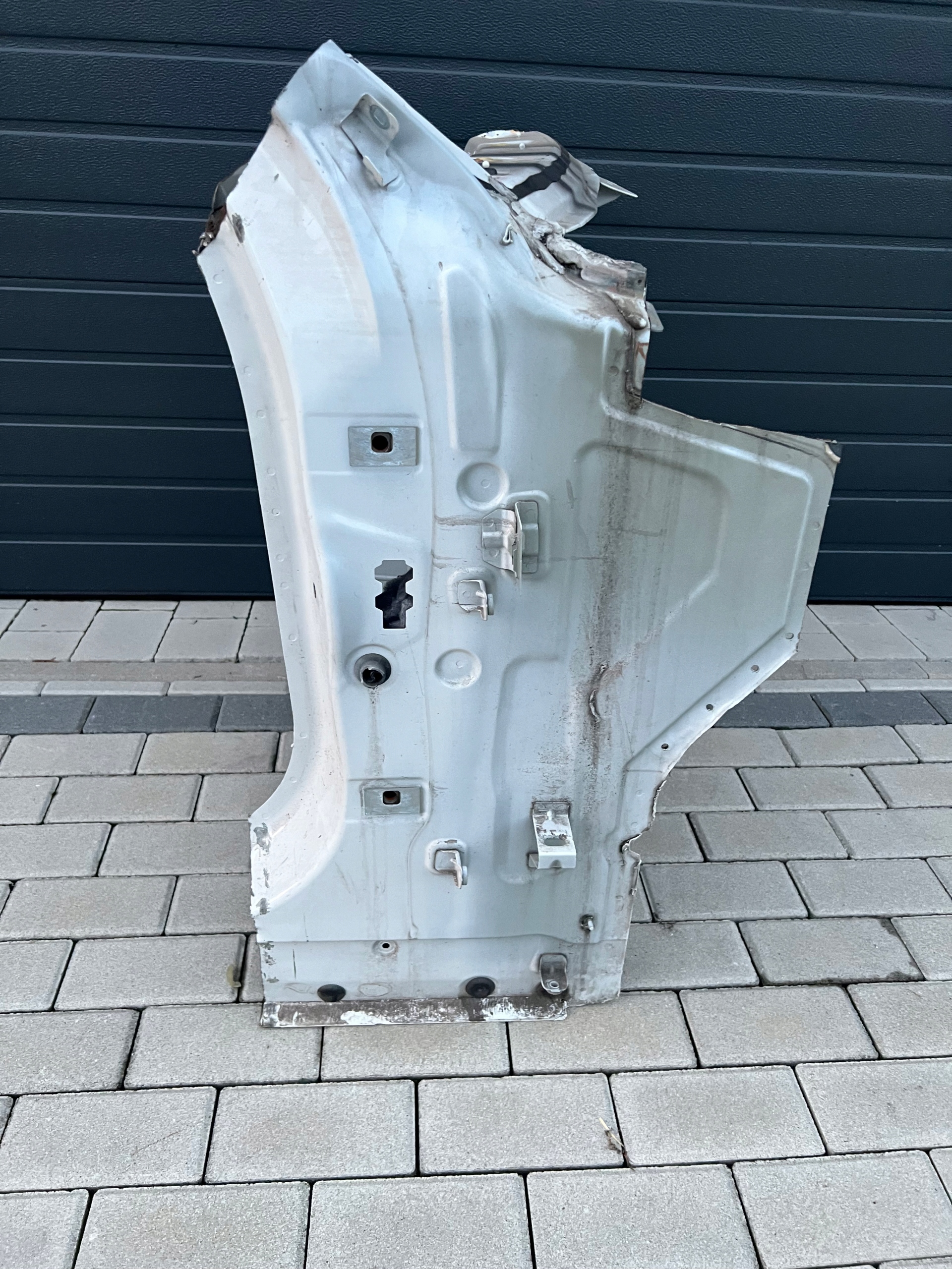 SŁUPEK PRAWY przedni BMW G01 G02 X3 X4