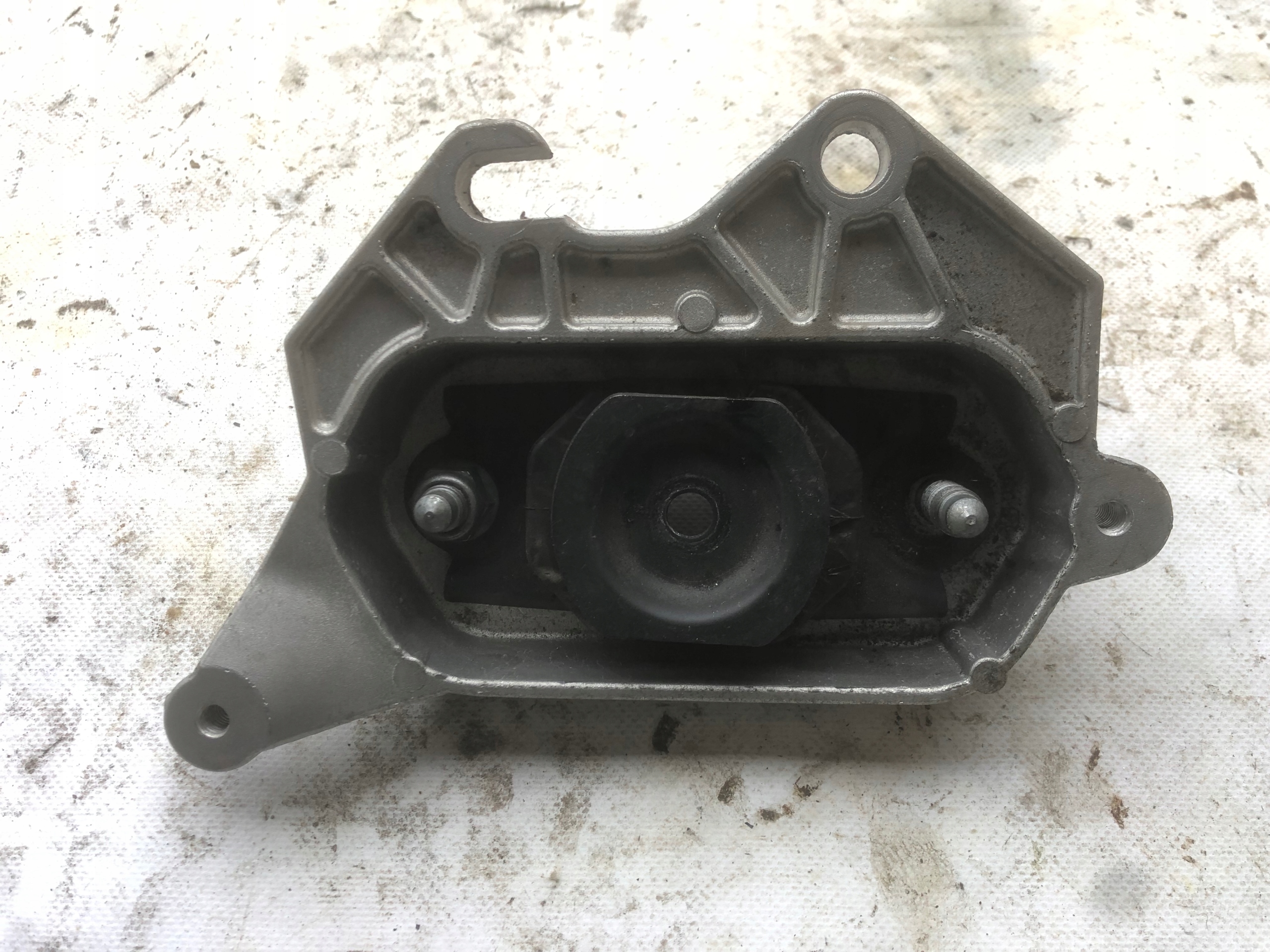 ŁAPA MOCOWANIE SKRZYNI BIEGÓW RENAULT CLIO V