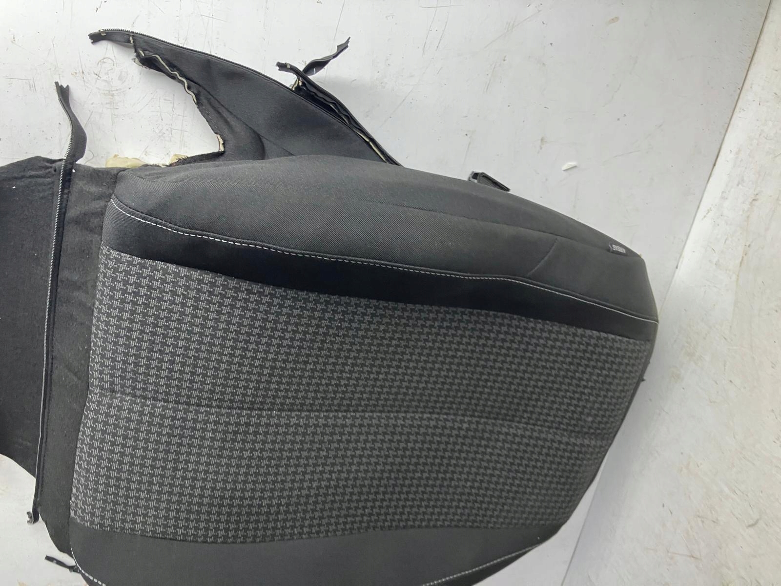 OPARCIE seat PEUGEOT 308 T9 LIFT right front