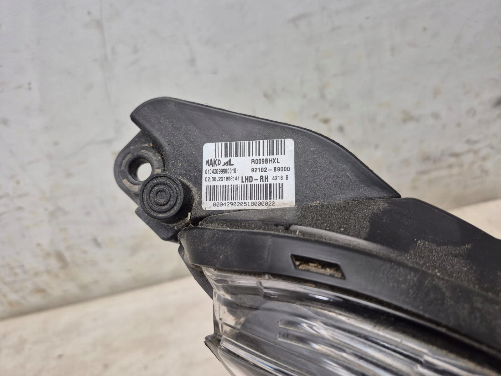 HYUNDAI I10 II 13- light right front front ZWYKLA 92102-B9000