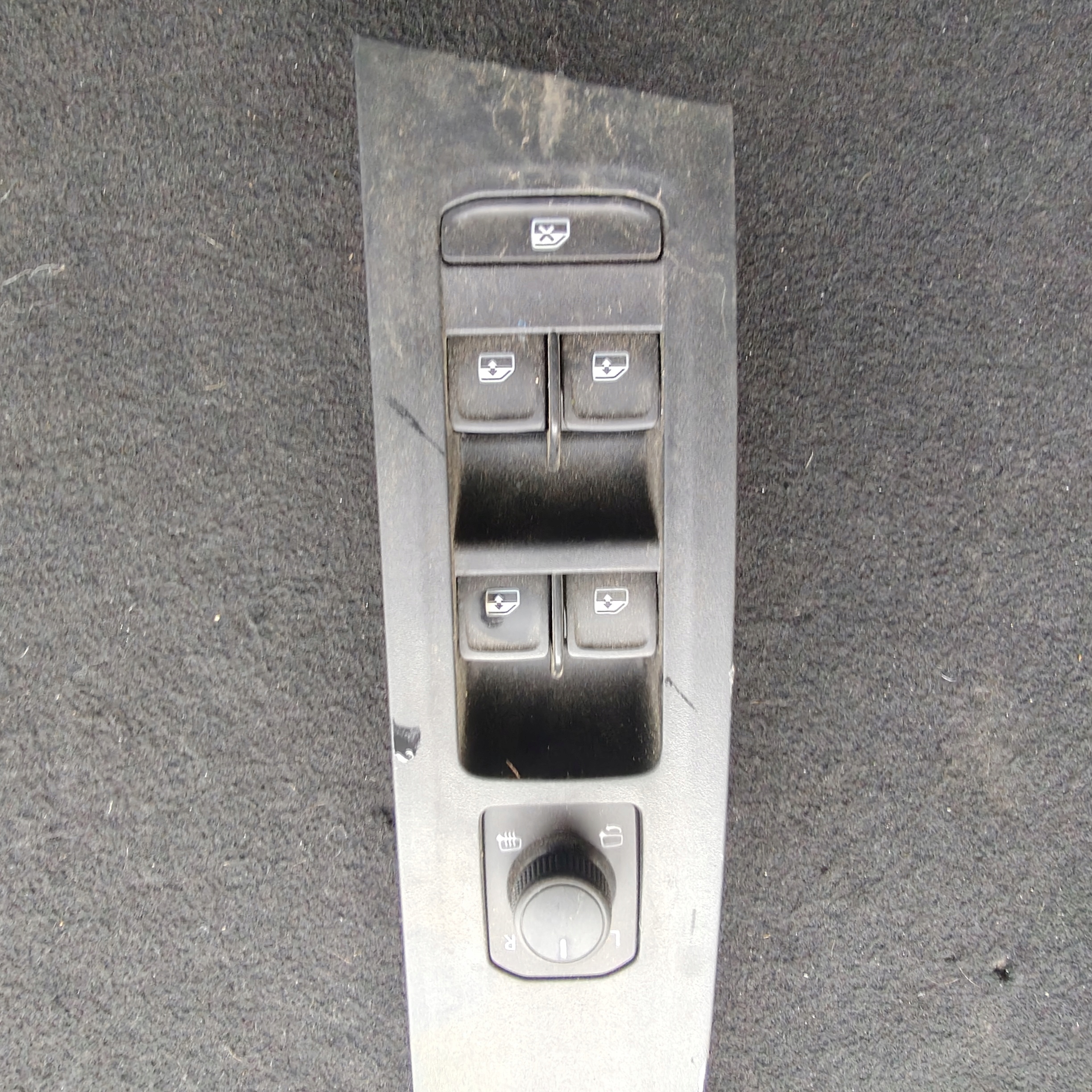 window control switch SKODA FABIA IV 5g0959857D