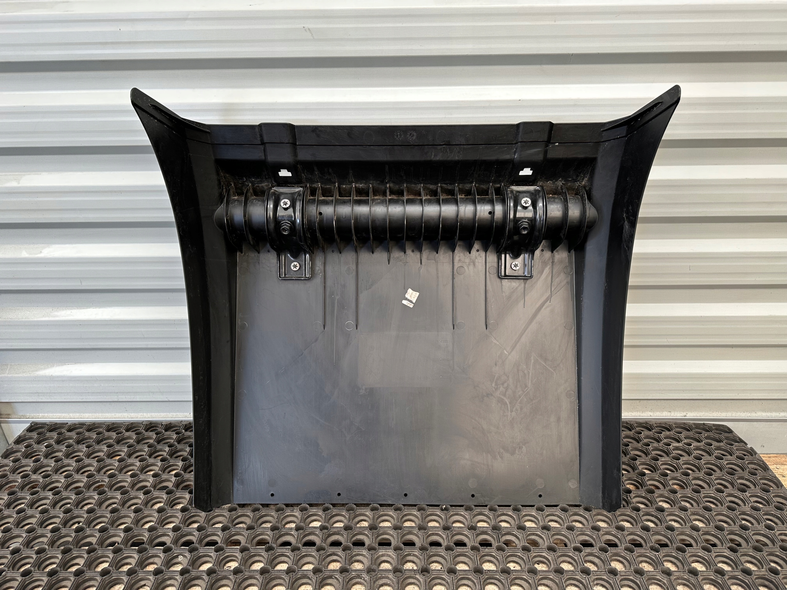 MERCEDES ACTROS MP4 CHLAPACZ TYLNY A9605201220 Producent części Mercedes