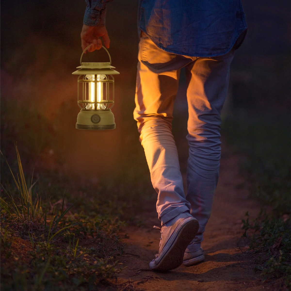 LAMPKA KEMPINGOWA TURYSTYCZNA LED LATARKA PODRĘCZNA Z HAKIEM DO POWIESZENIA Moc 30 W