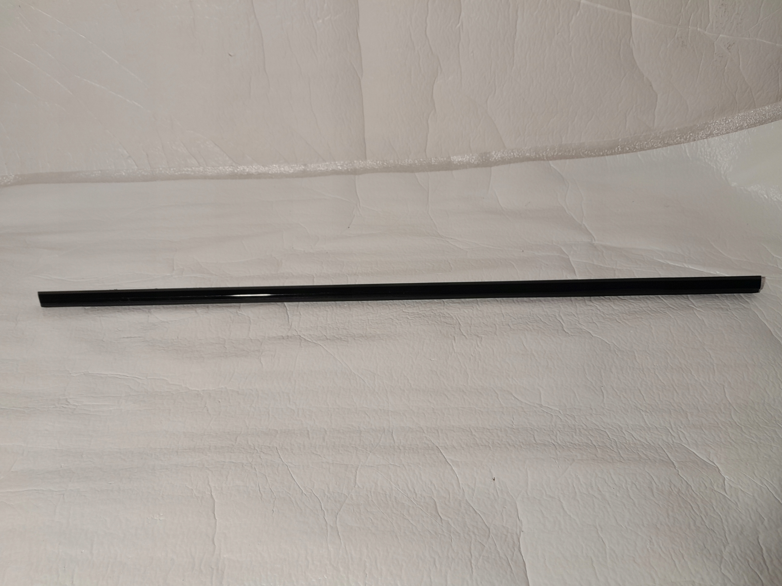 AUDI Q8 4M moulding dust door 4M8839475