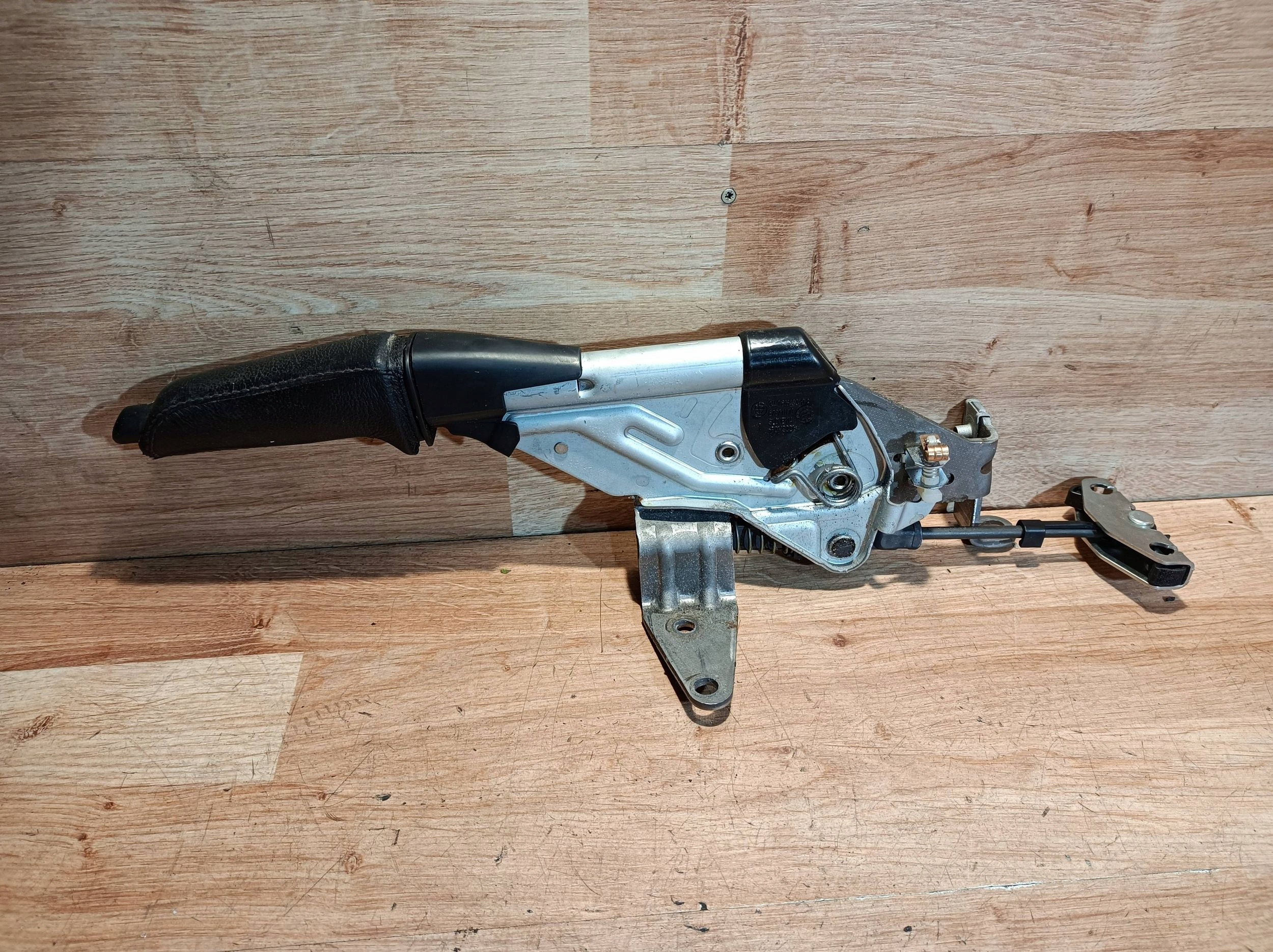 páčka elektrická brzda BMW E81 E87 E90 E91 6764924