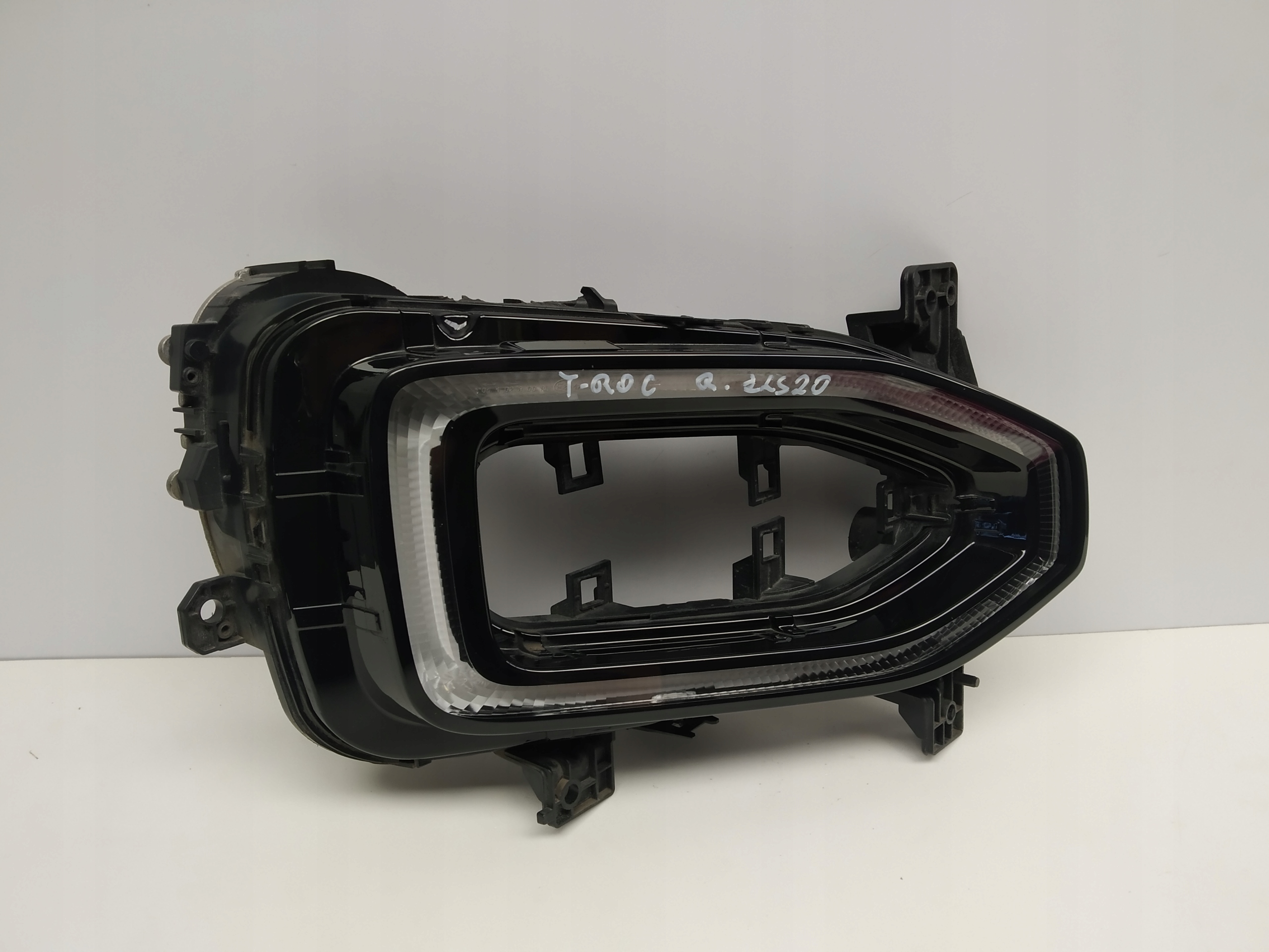 Vw T-Roc indicator LED DRL daytime running lights right fog light